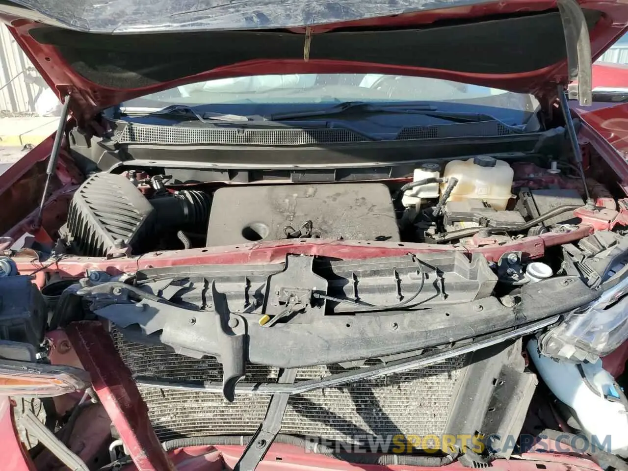 13 Photograph of a damaged car 1GNEVKKW3LJ215432 CHEVROLET TRAVERSE 2020