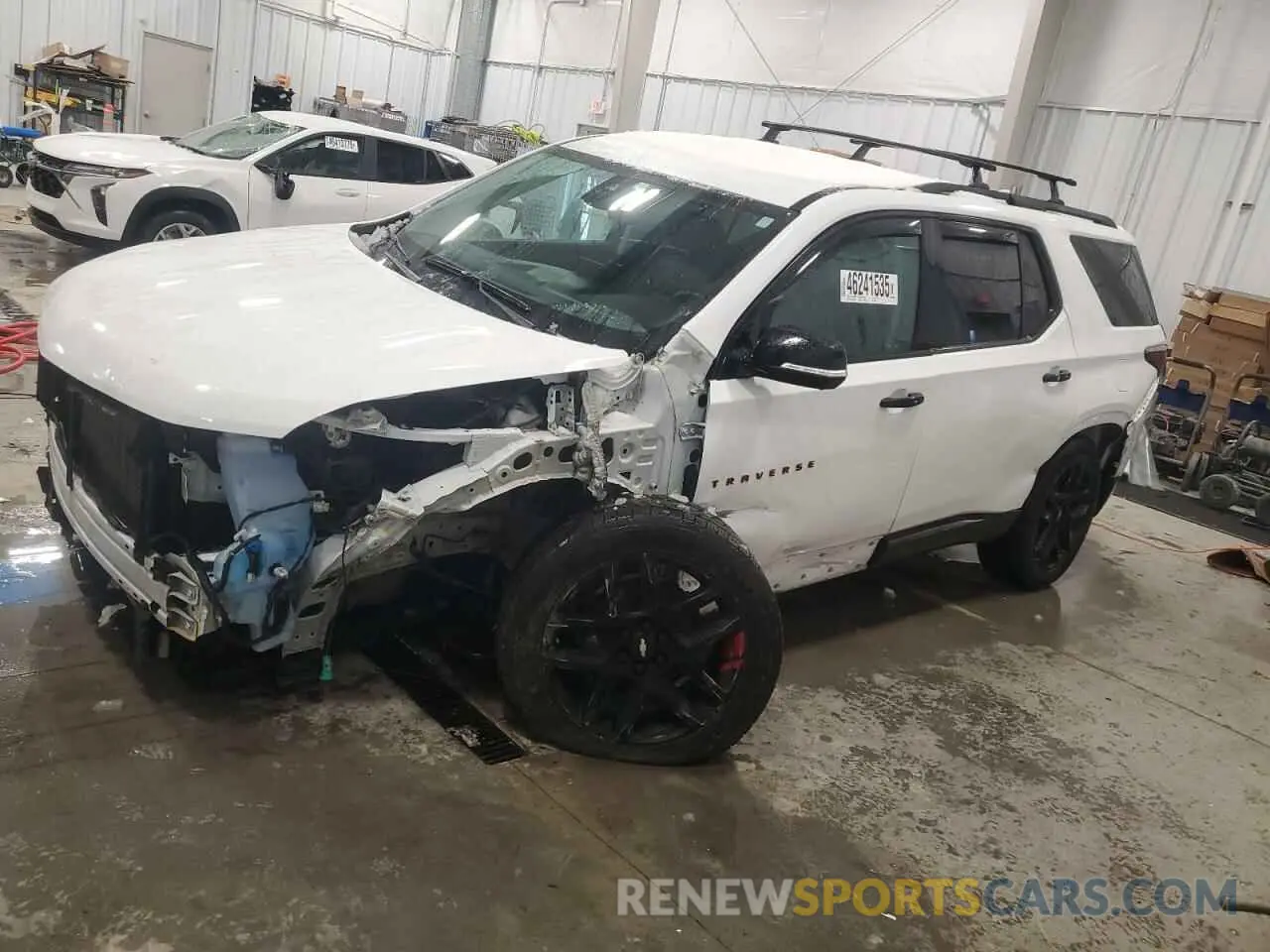 1 Photograph of a damaged car 1GNEVKKW3LJ237401 CHEVROLET TRAVERSE 2020