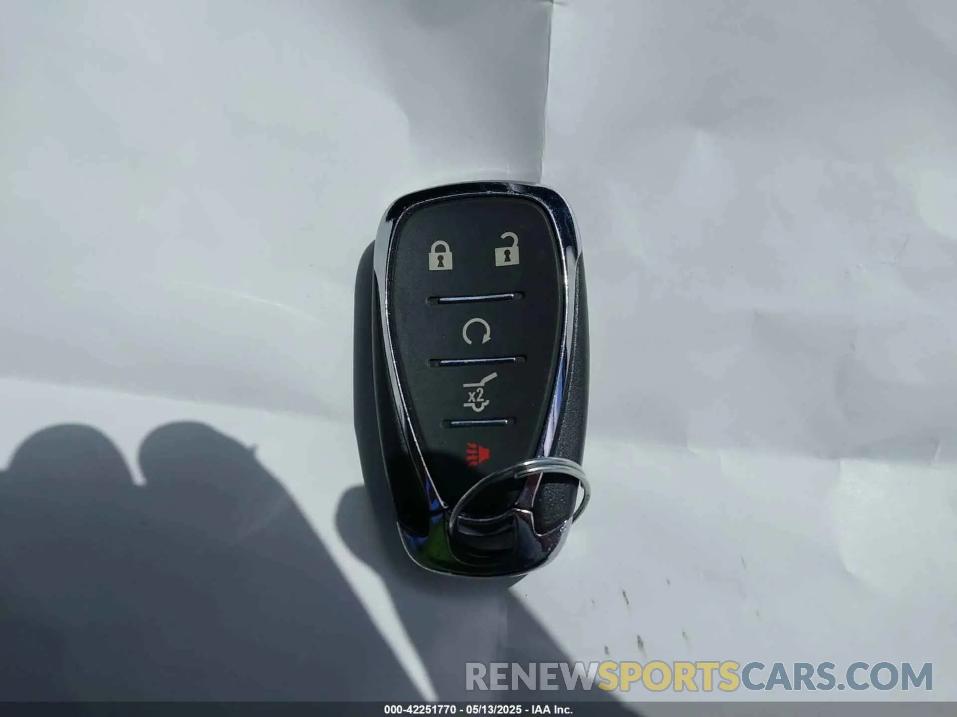 11 Photograph of a damaged car 1GNEVKKW7LJ115057 CHEVROLET TRAVERSE 2020