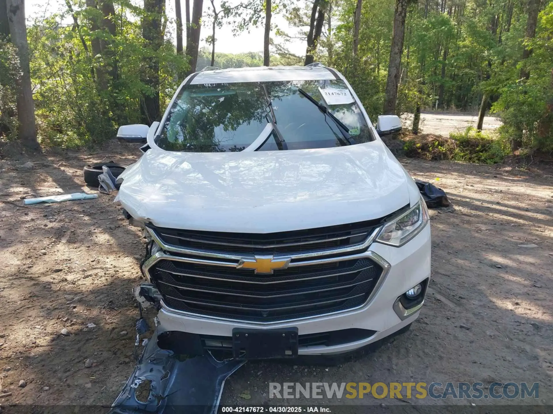 13 Photograph of a damaged car 1GNEVKKW7LJ268408 CHEVROLET TRAVERSE 2020