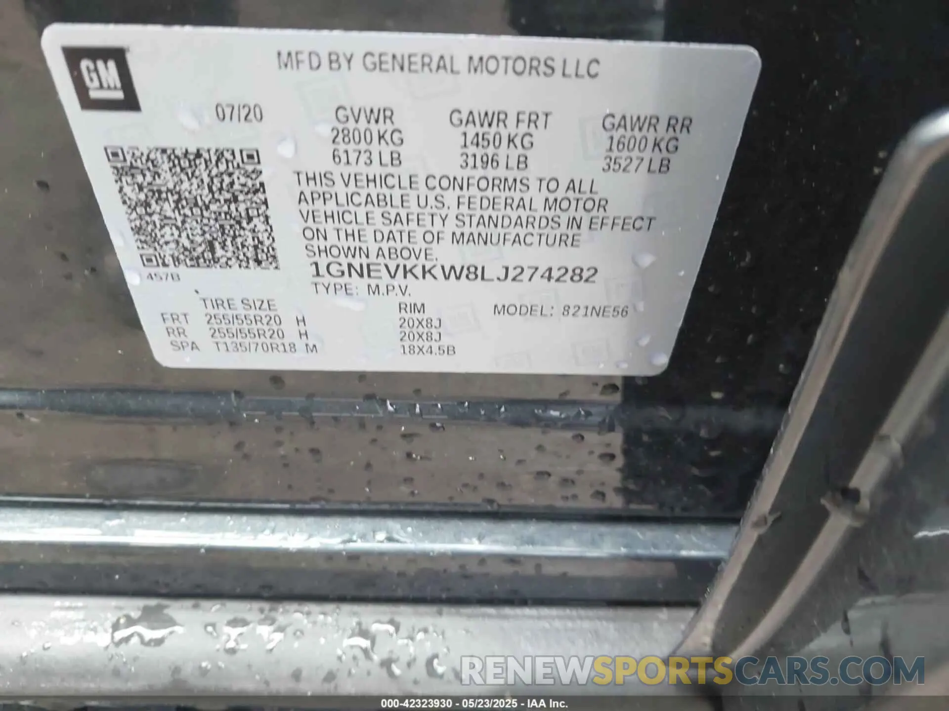 9 Photograph of a damaged car 1GNEVKKW8LJ274282 CHEVROLET TRAVERSE 2020