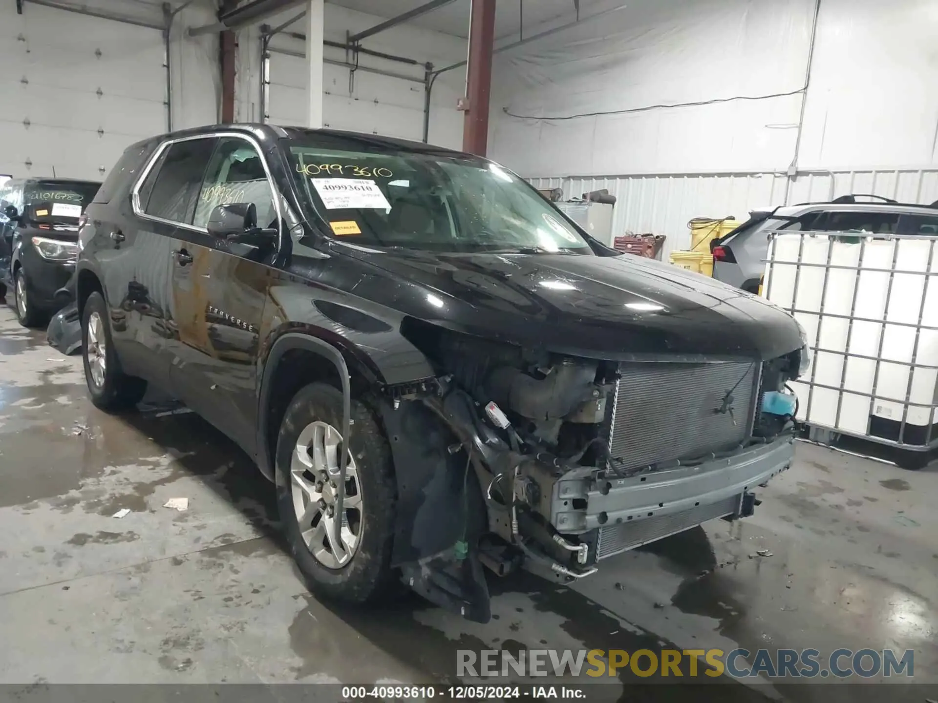 1 Photograph of a damaged car 1GNEVLKW3LJ167596 CHEVROLET TRAVERSE 2020