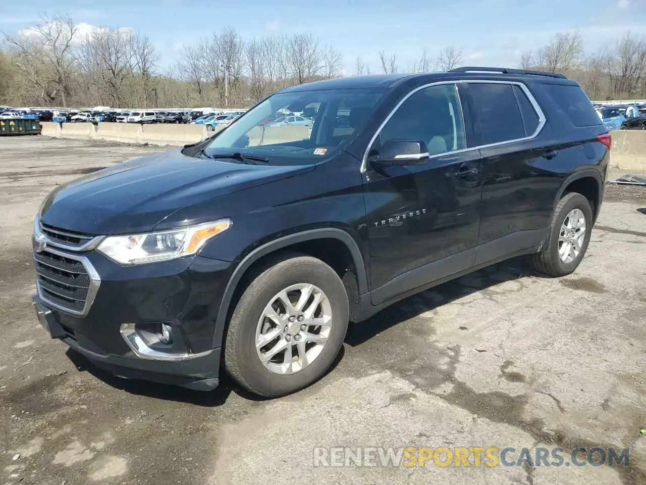 1 Photograph of a damaged car 1GNEVMKW3LJ195937 CHEVROLET TRAVERSE 2020