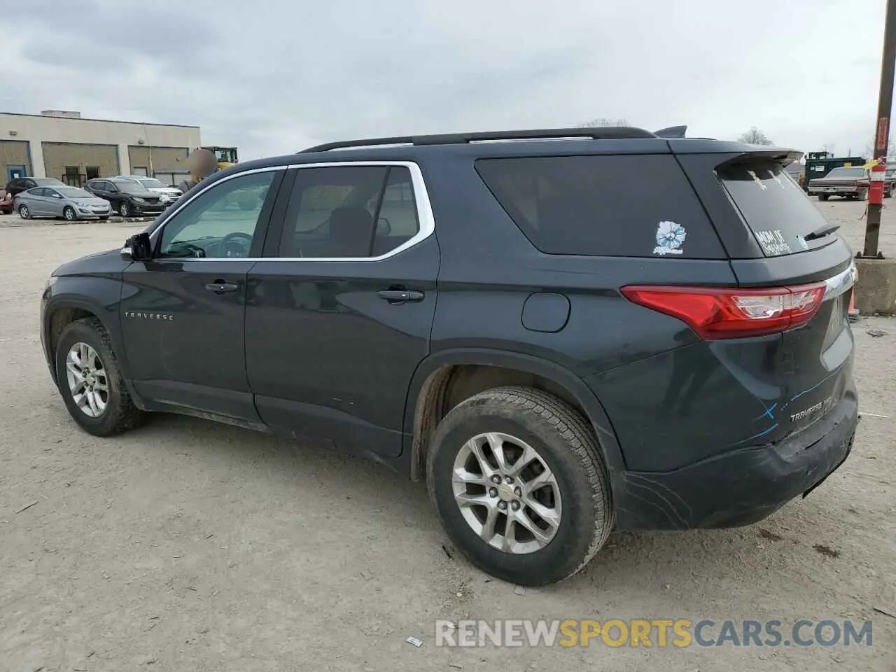 2 Photograph of a damaged car 1GNEVMKW5LJ194689 CHEVROLET TRAVERSE 2020