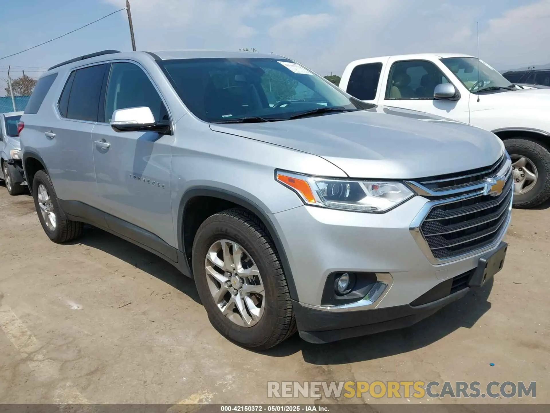1 Photograph of a damaged car 1GNEVMKW8LJ219181 CHEVROLET TRAVERSE 2020