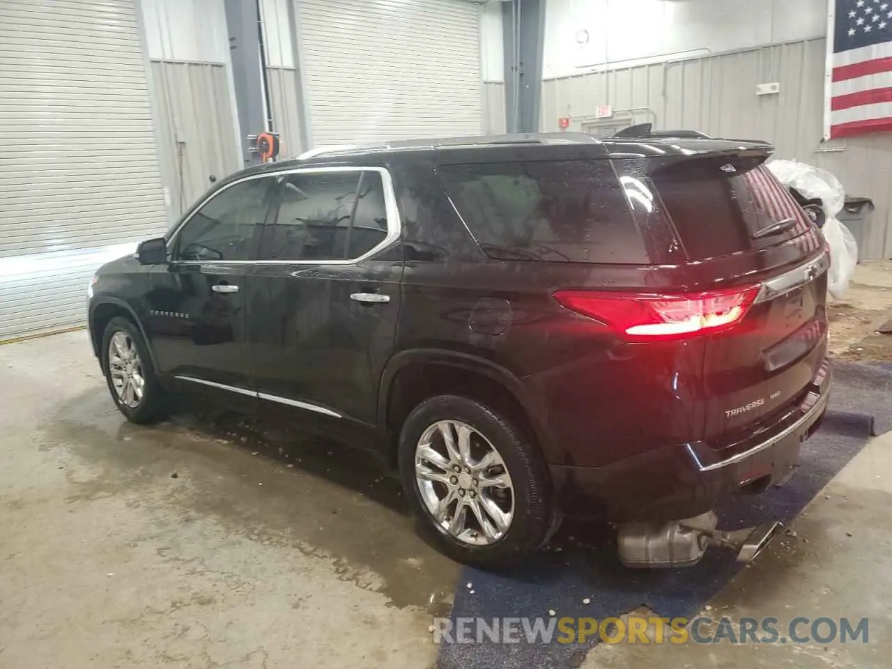 2 Photograph of a damaged car 1GNEVNKW7LJ244126 CHEVROLET TRAVERSE 2020