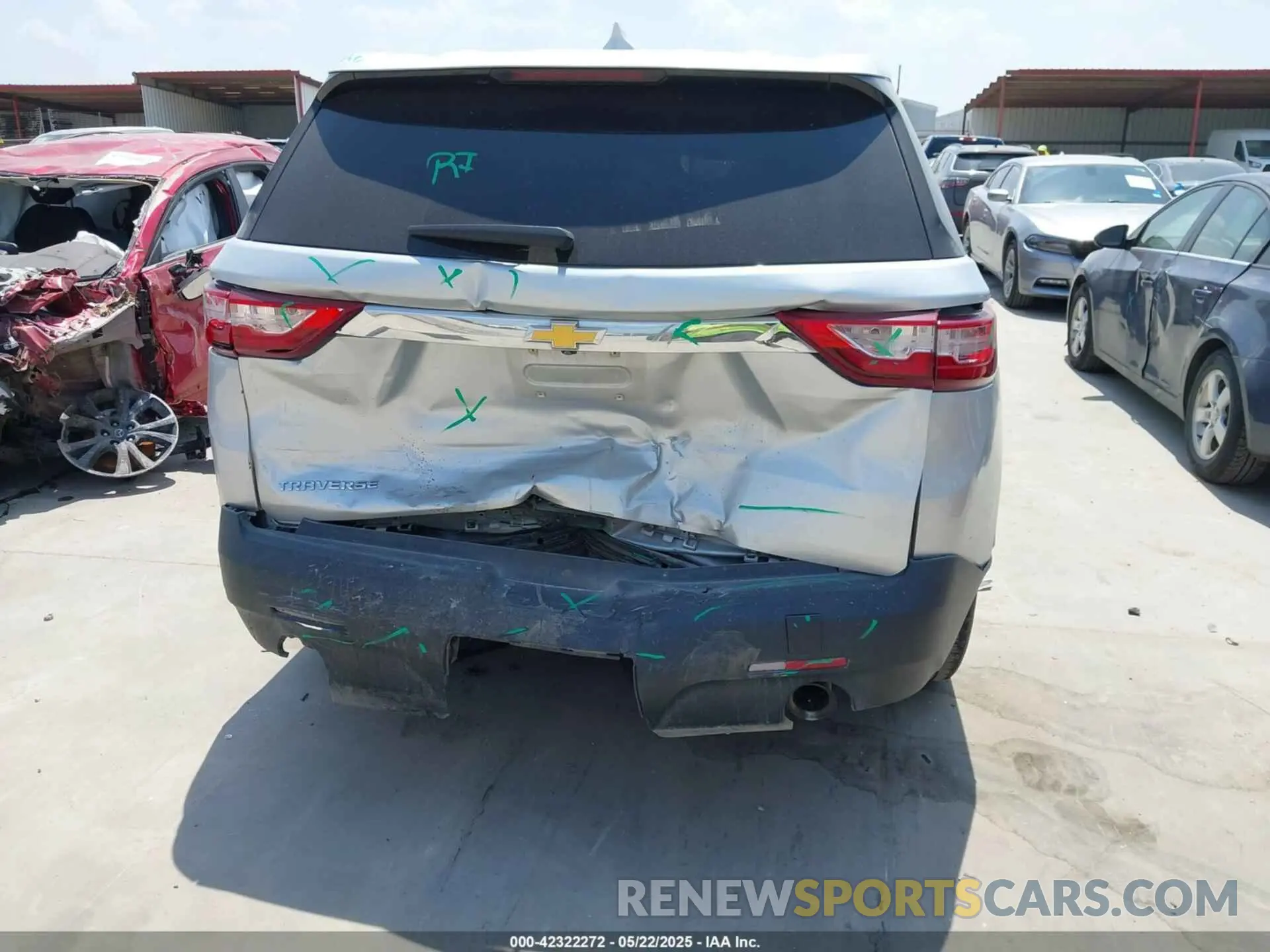 16 Photograph of a damaged car 1GNERFKW0MJ114605 CHEVROLET TRAVERSE 2021