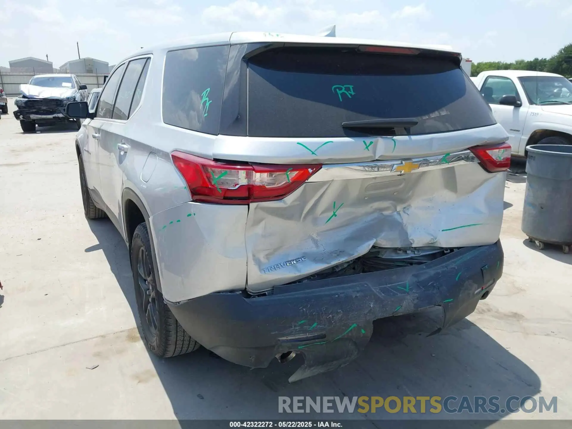 3 Photograph of a damaged car 1GNERFKW0MJ114605 CHEVROLET TRAVERSE 2021