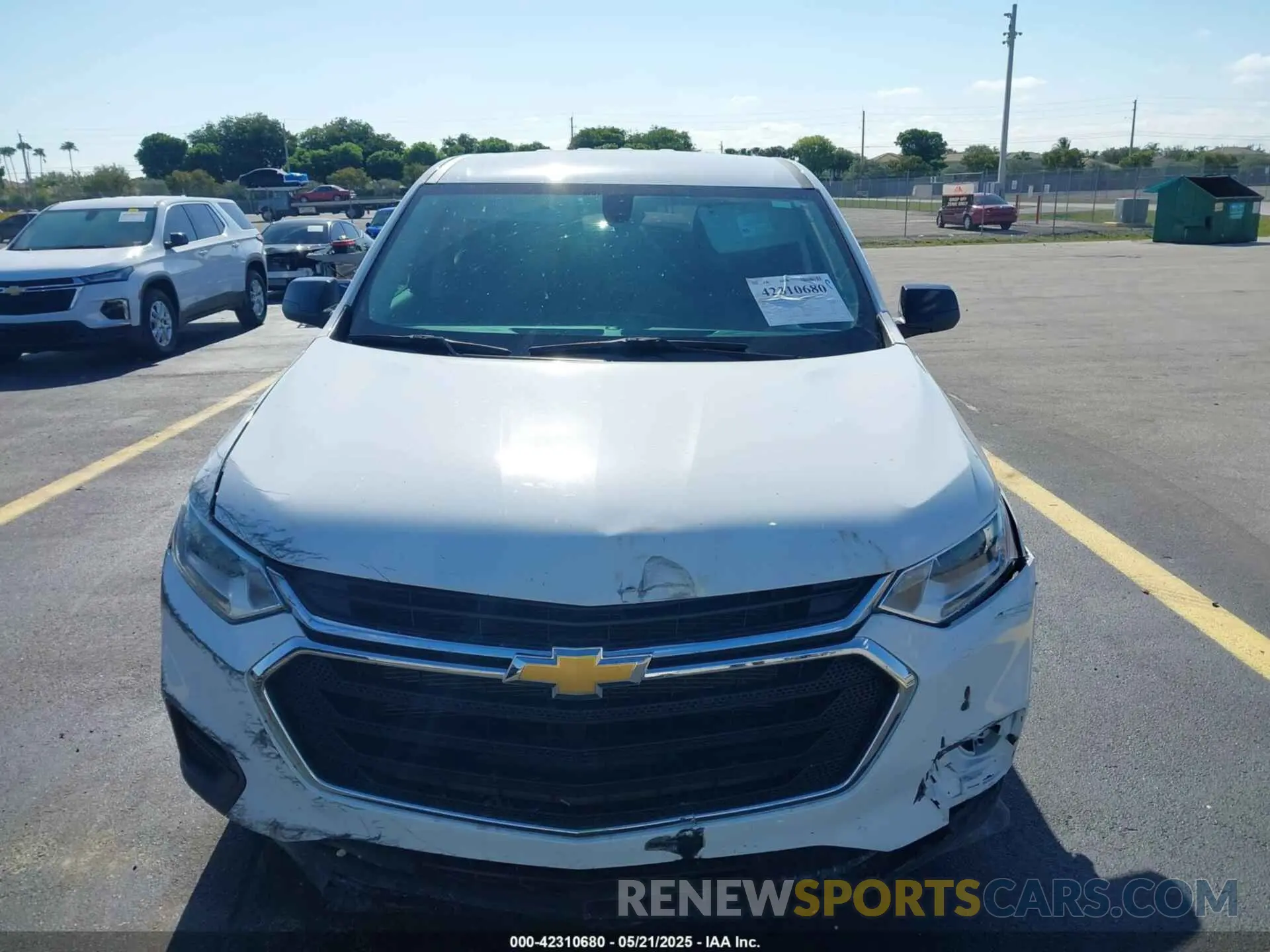 12 Photograph of a damaged car 1GNERFKW0MJ240592 CHEVROLET TRAVERSE 2021