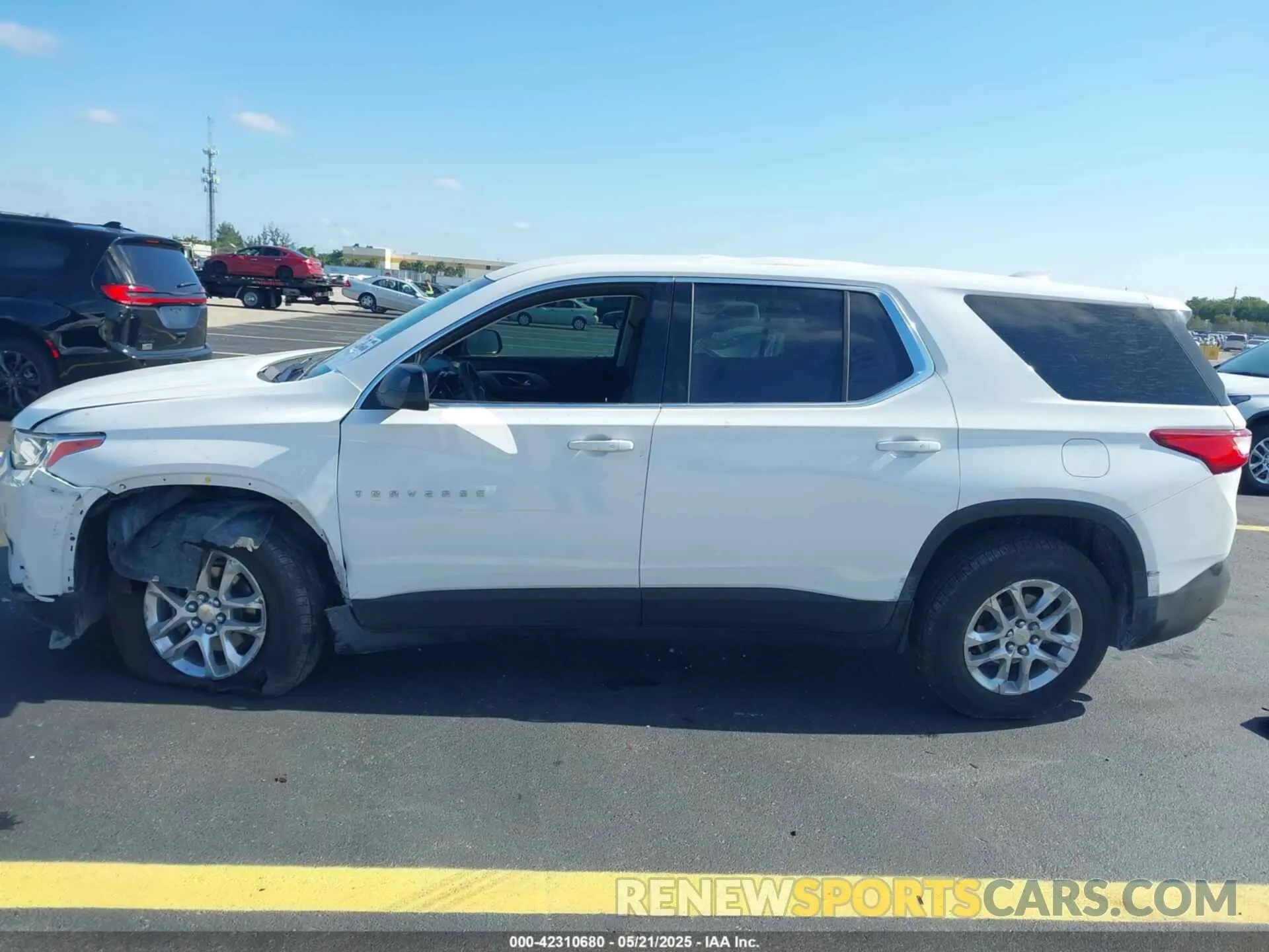 14 Photograph of a damaged car 1GNERFKW0MJ240592 CHEVROLET TRAVERSE 2021