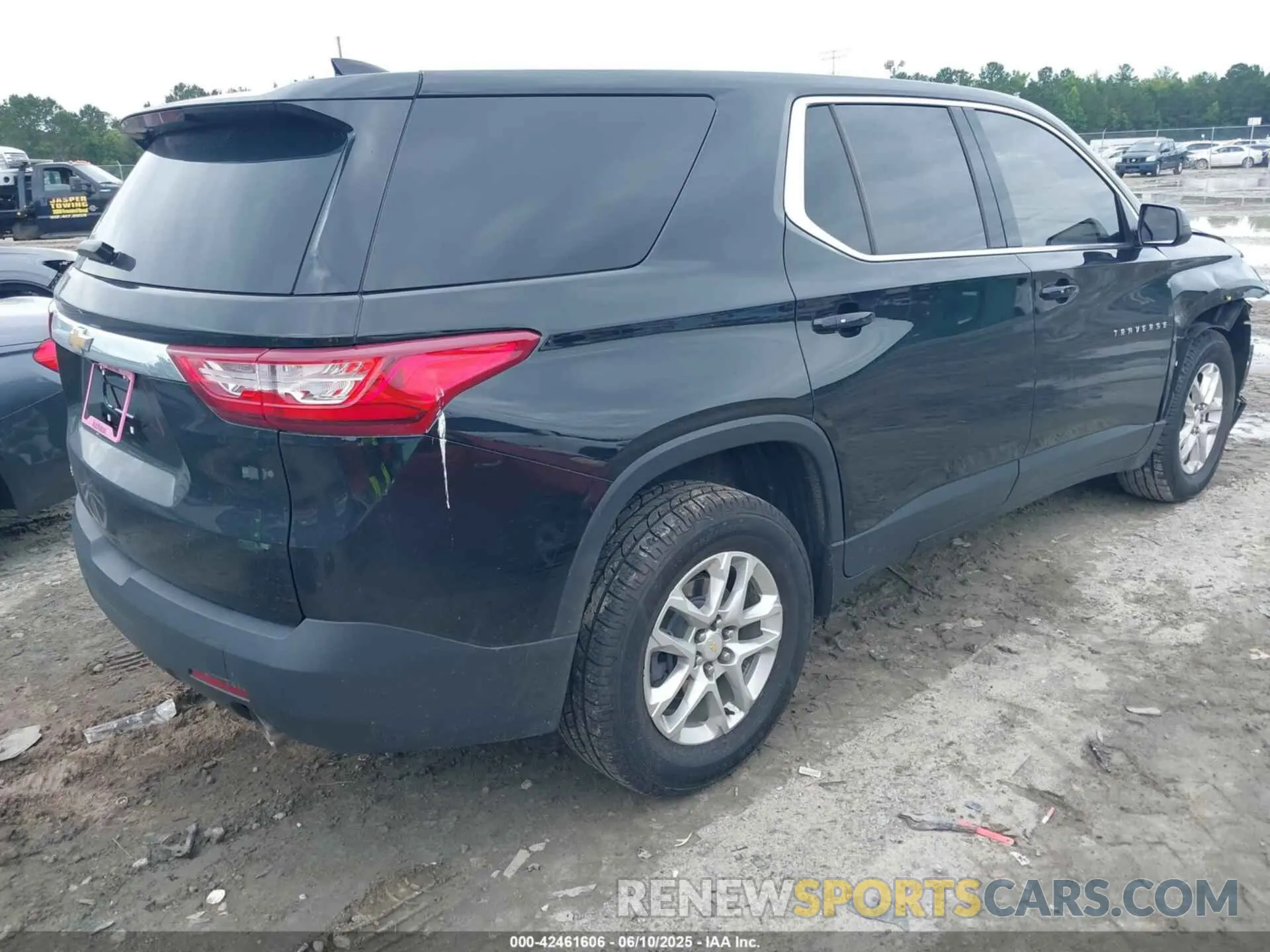 4 Photograph of a damaged car 1GNERFKW0MJ244559 CHEVROLET TRAVERSE 2021