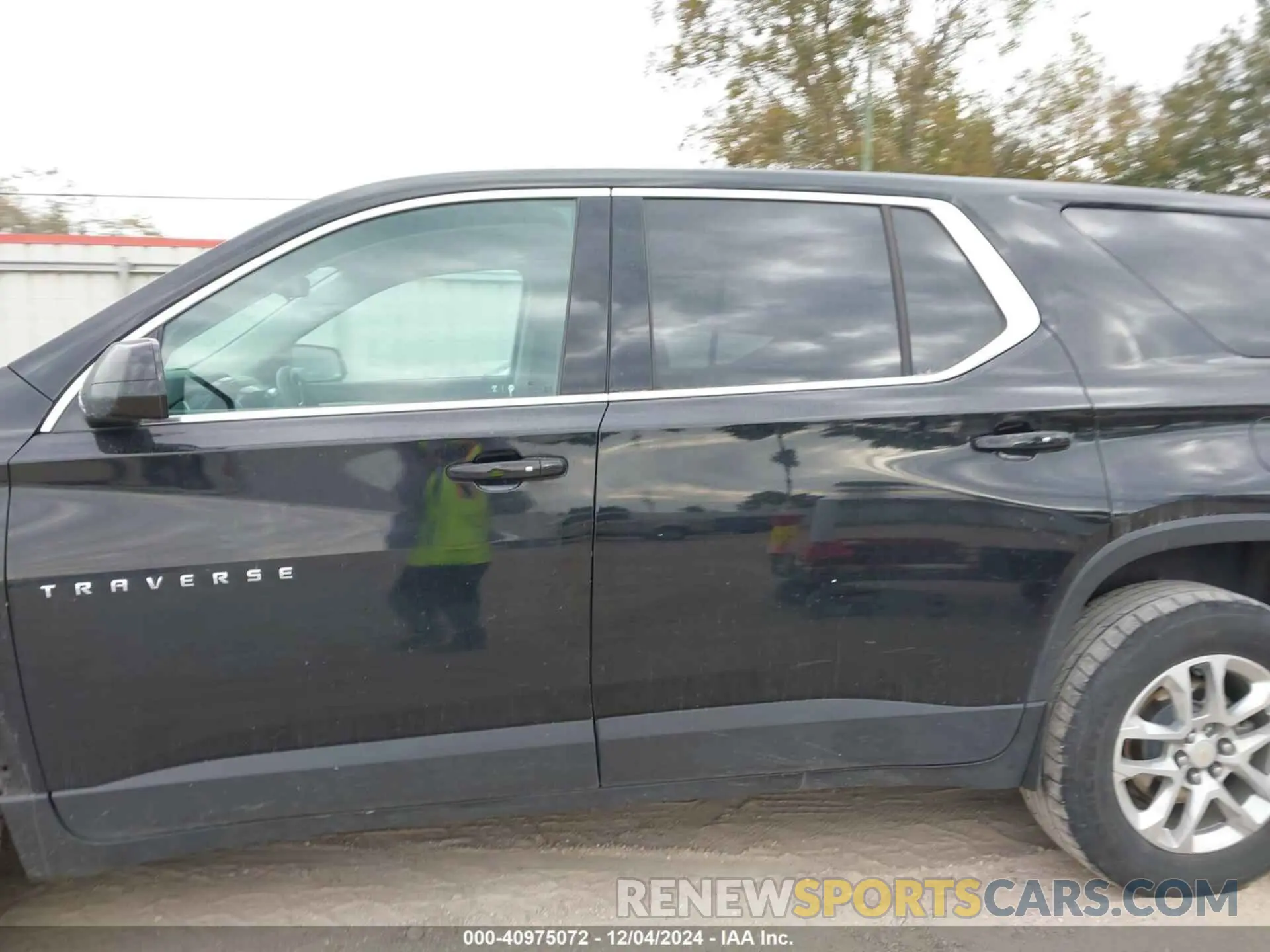 15 Photograph of a damaged car 1GNERFKW1MJ103824 CHEVROLET TRAVERSE 2021