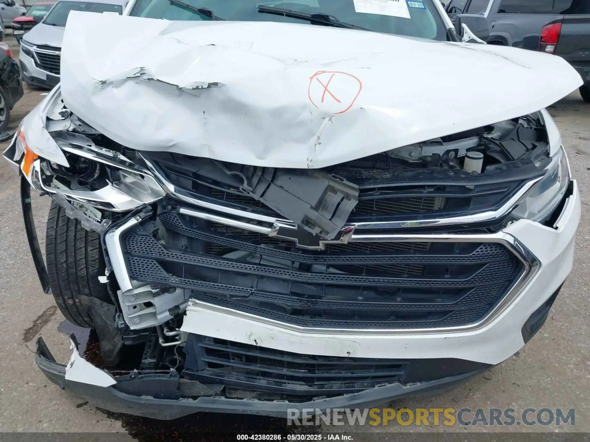 12 Photograph of a damaged car 1GNERFKW1MJ136984 CHEVROLET TRAVERSE 2021