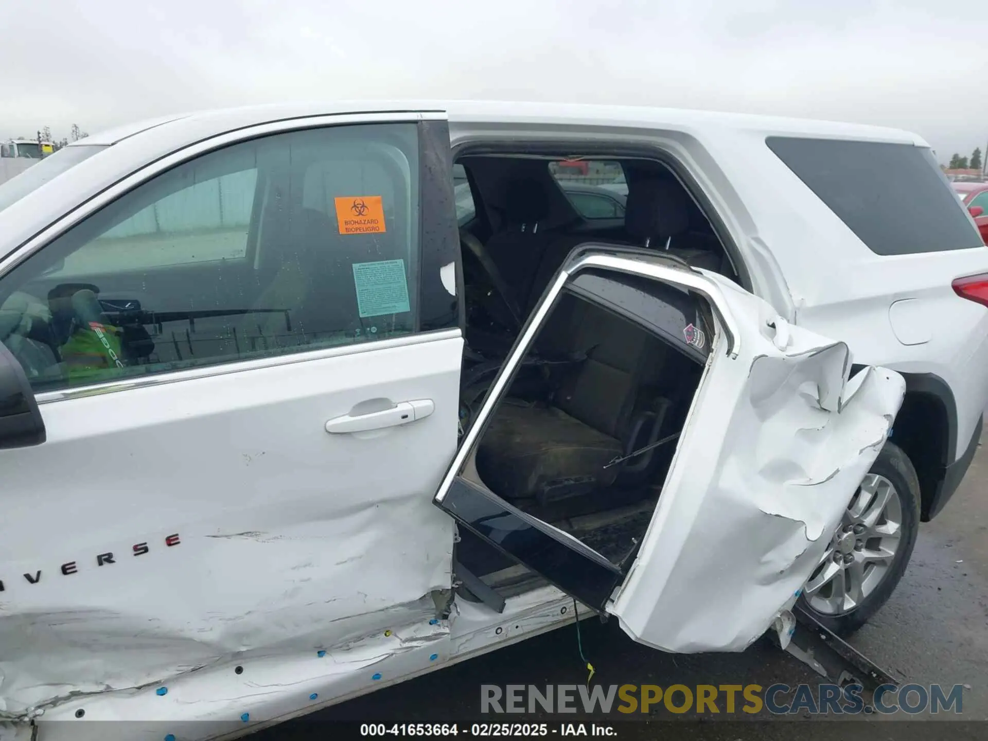 18 Photograph of a damaged car 1GNERFKW1MJ150335 CHEVROLET TRAVERSE 2021