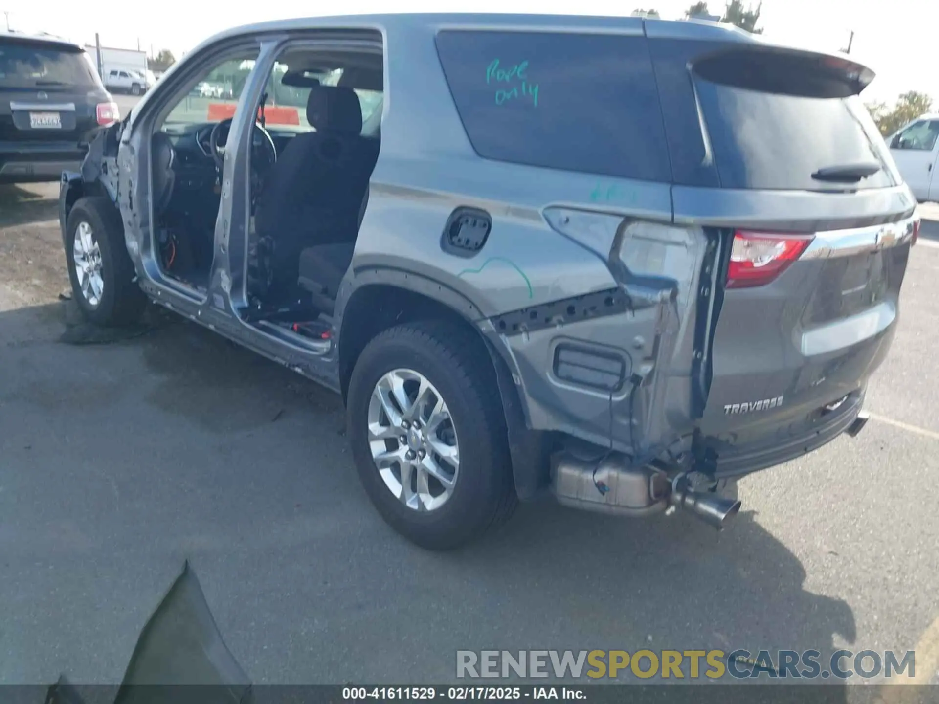3 Photograph of a damaged car 1GNERFKW1MJ235515 CHEVROLET TRAVERSE 2021