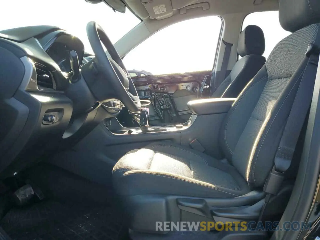 7 Photograph of a damaged car 1GNERFKW1MJ254159 CHEVROLET TRAVERSE 2021