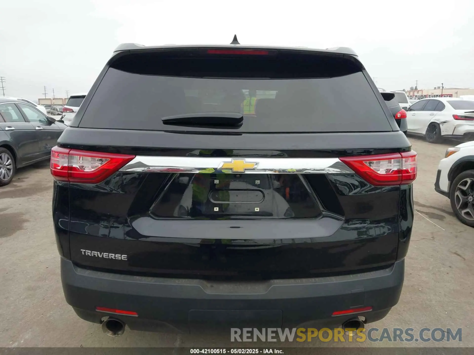 15 Photograph of a damaged car 1GNERFKW1MJ264769 CHEVROLET TRAVERSE 2021