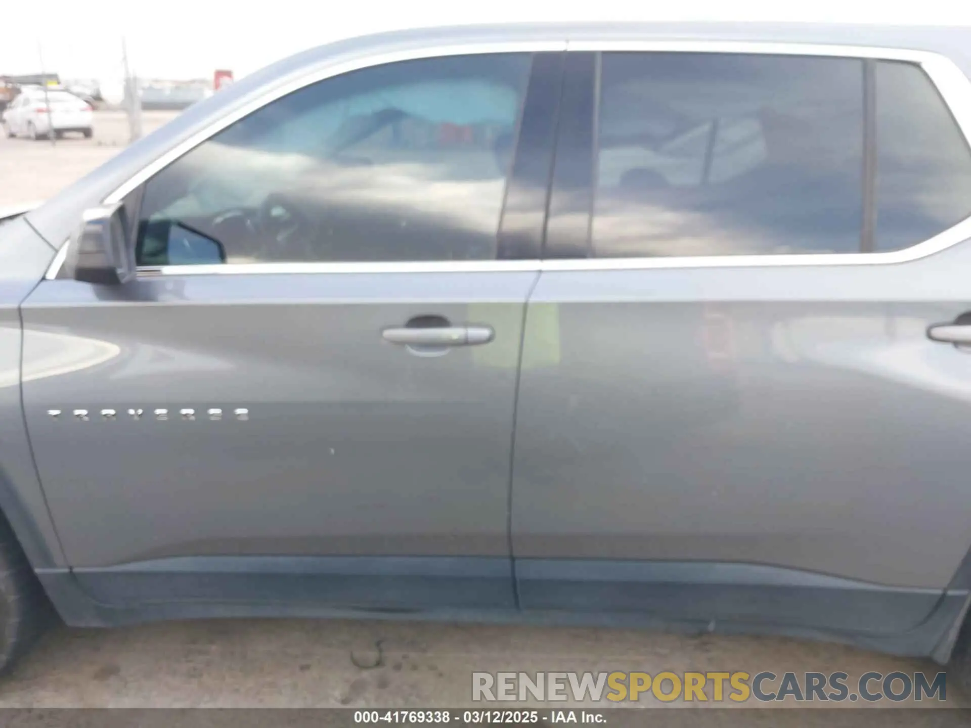 14 Photograph of a damaged car 1GNERFKW2MJ201129 CHEVROLET TRAVERSE 2021