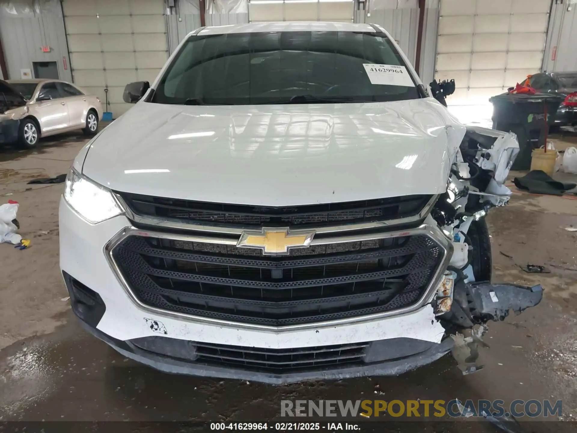 12 Photograph of a damaged car 1GNERFKW3MJ105347 CHEVROLET TRAVERSE 2021