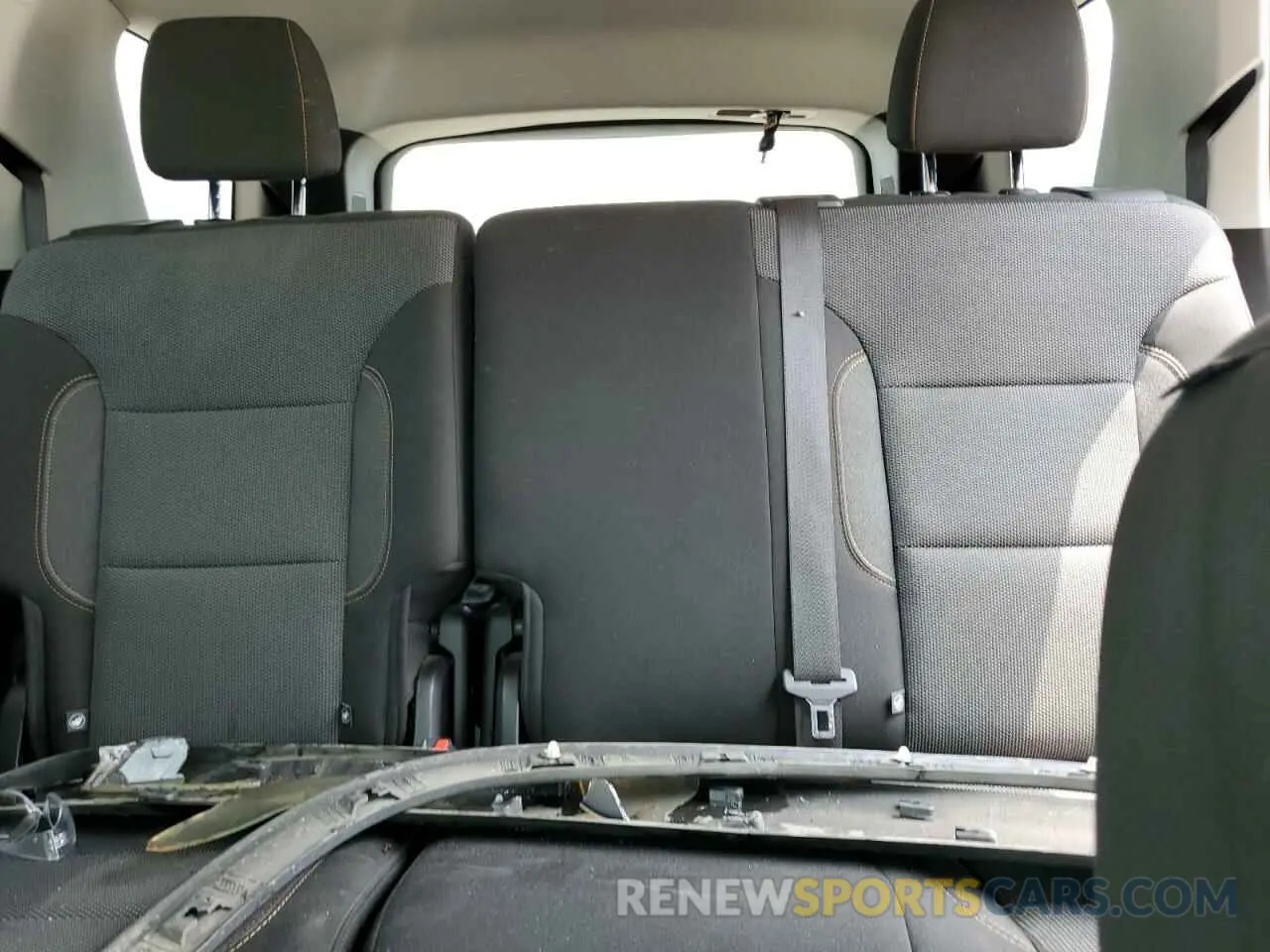 10 Photograph of a damaged car 1GNERFKW3MJ108622 CHEVROLET TRAVERSE 2021