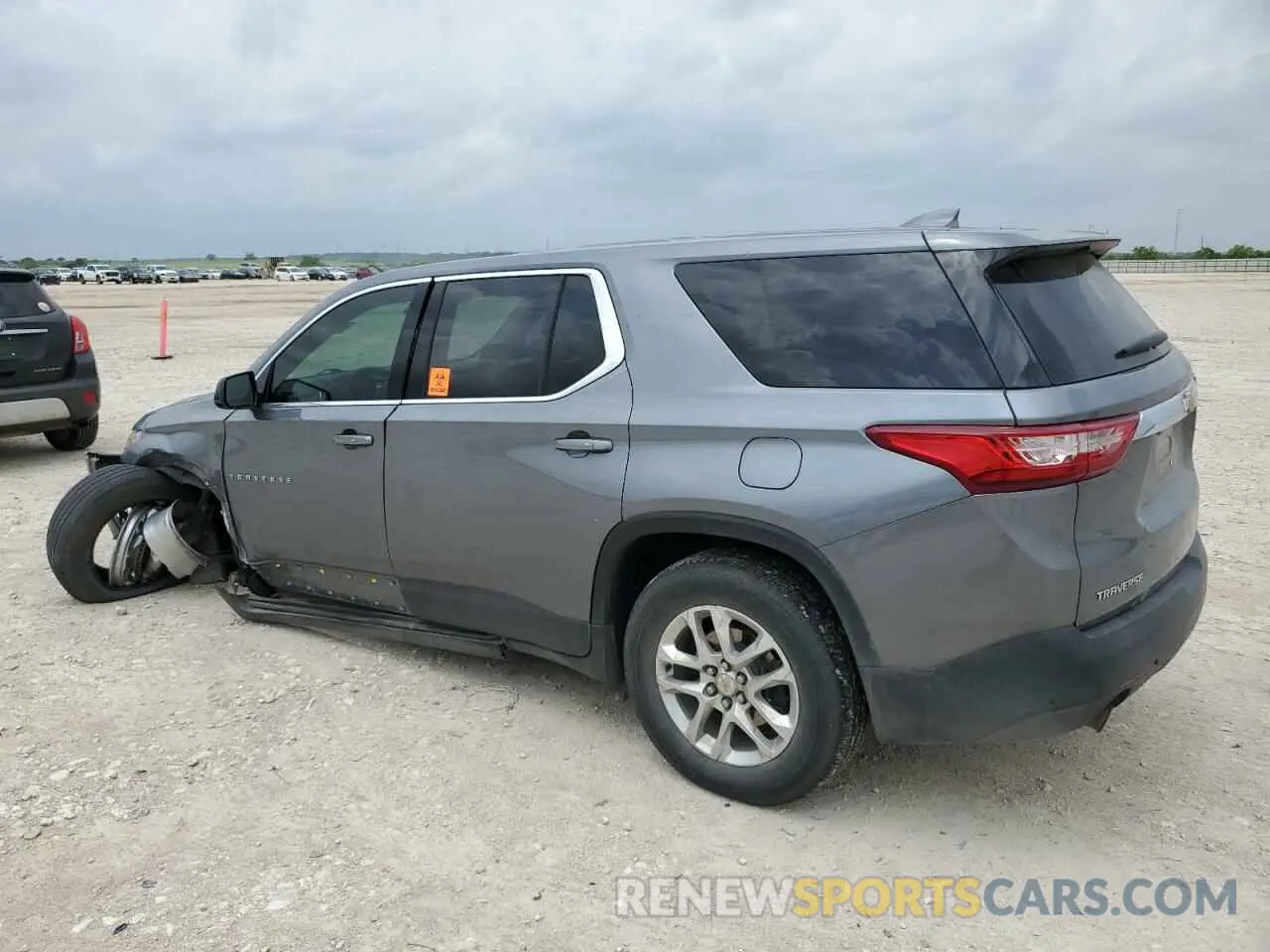 2 Photograph of a damaged car 1GNERFKW3MJ108622 CHEVROLET TRAVERSE 2021