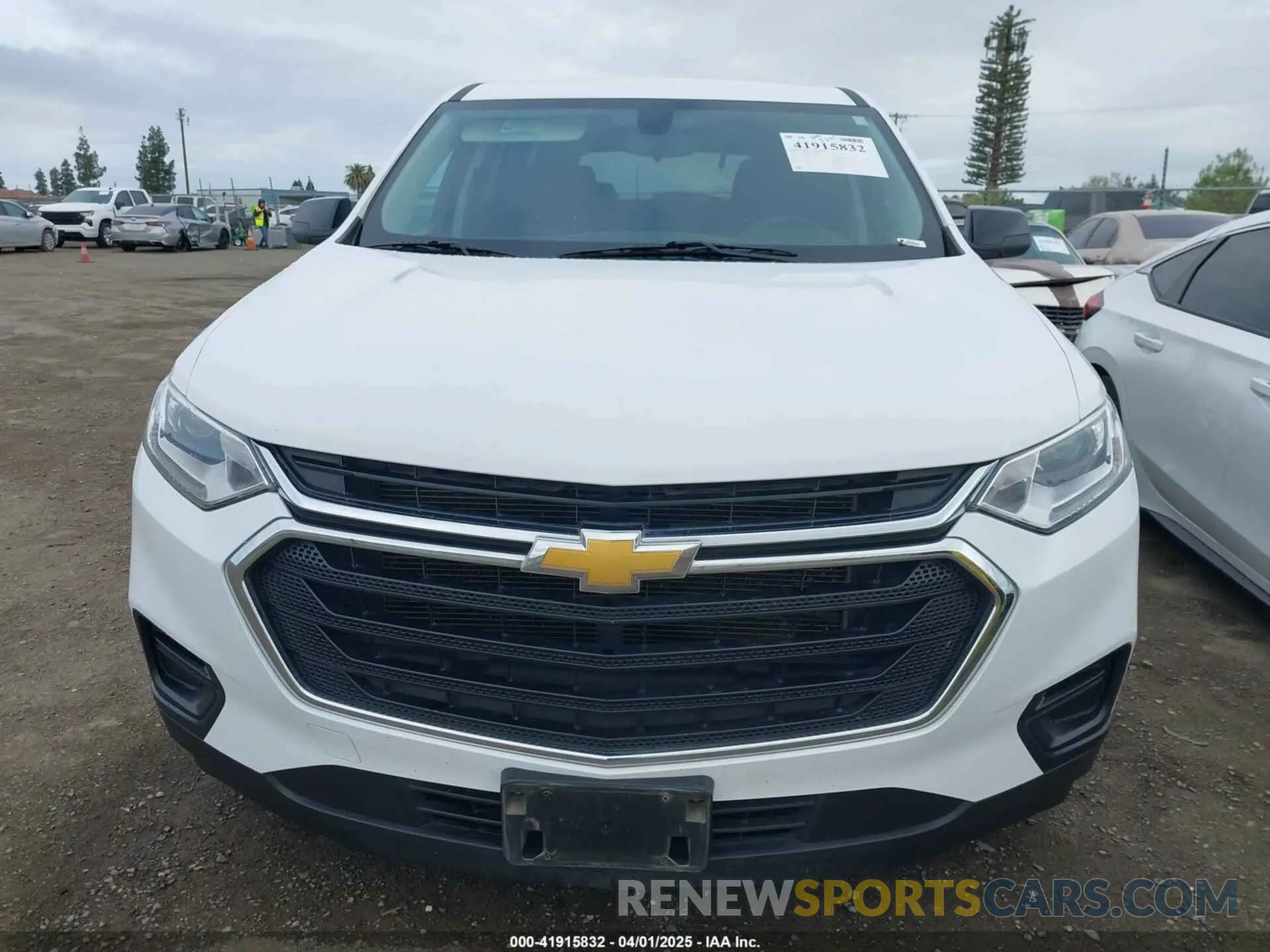 13 Photograph of a damaged car 1GNERFKW3MJ222460 CHEVROLET TRAVERSE 2021