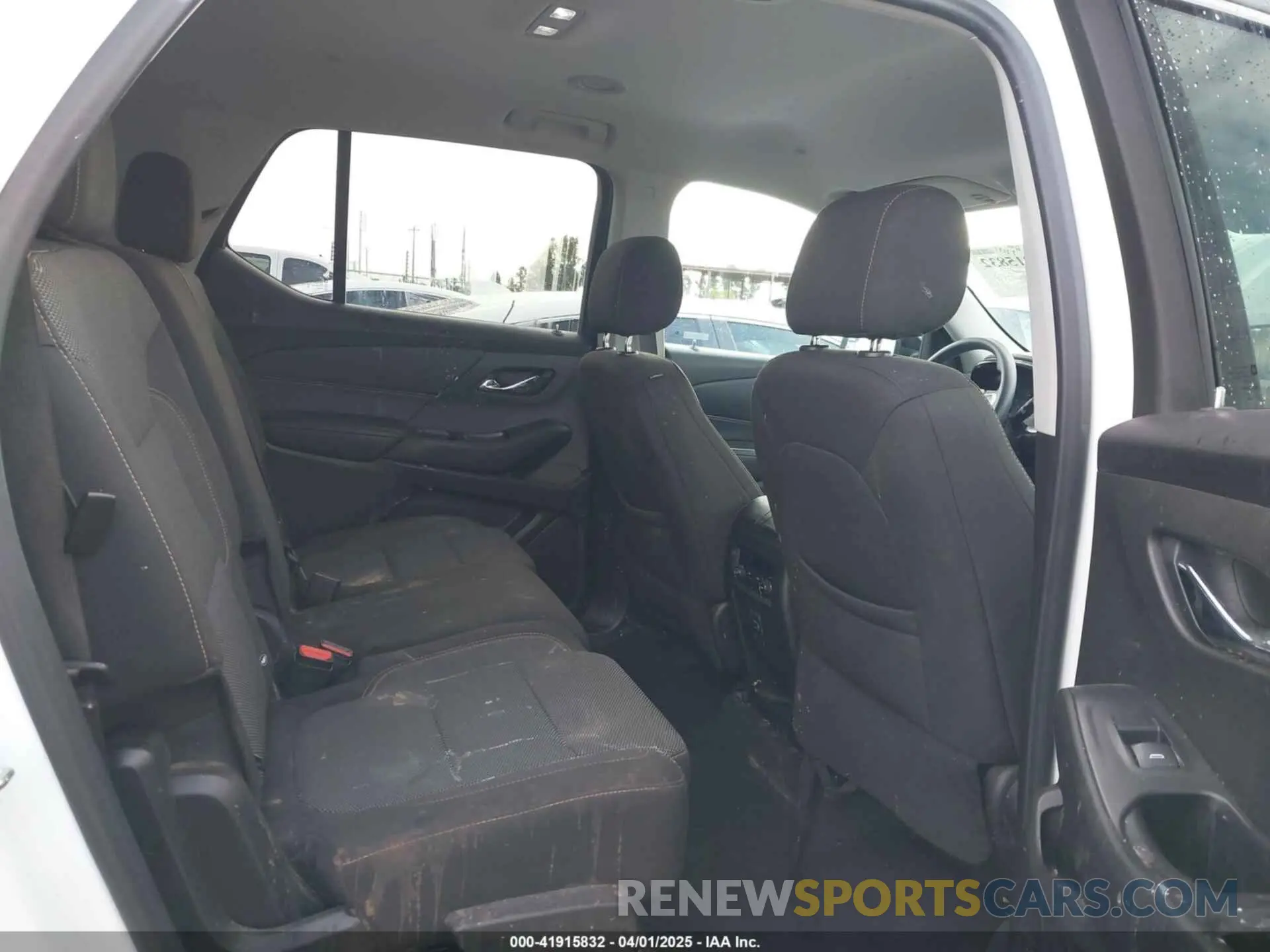 8 Photograph of a damaged car 1GNERFKW3MJ222460 CHEVROLET TRAVERSE 2021