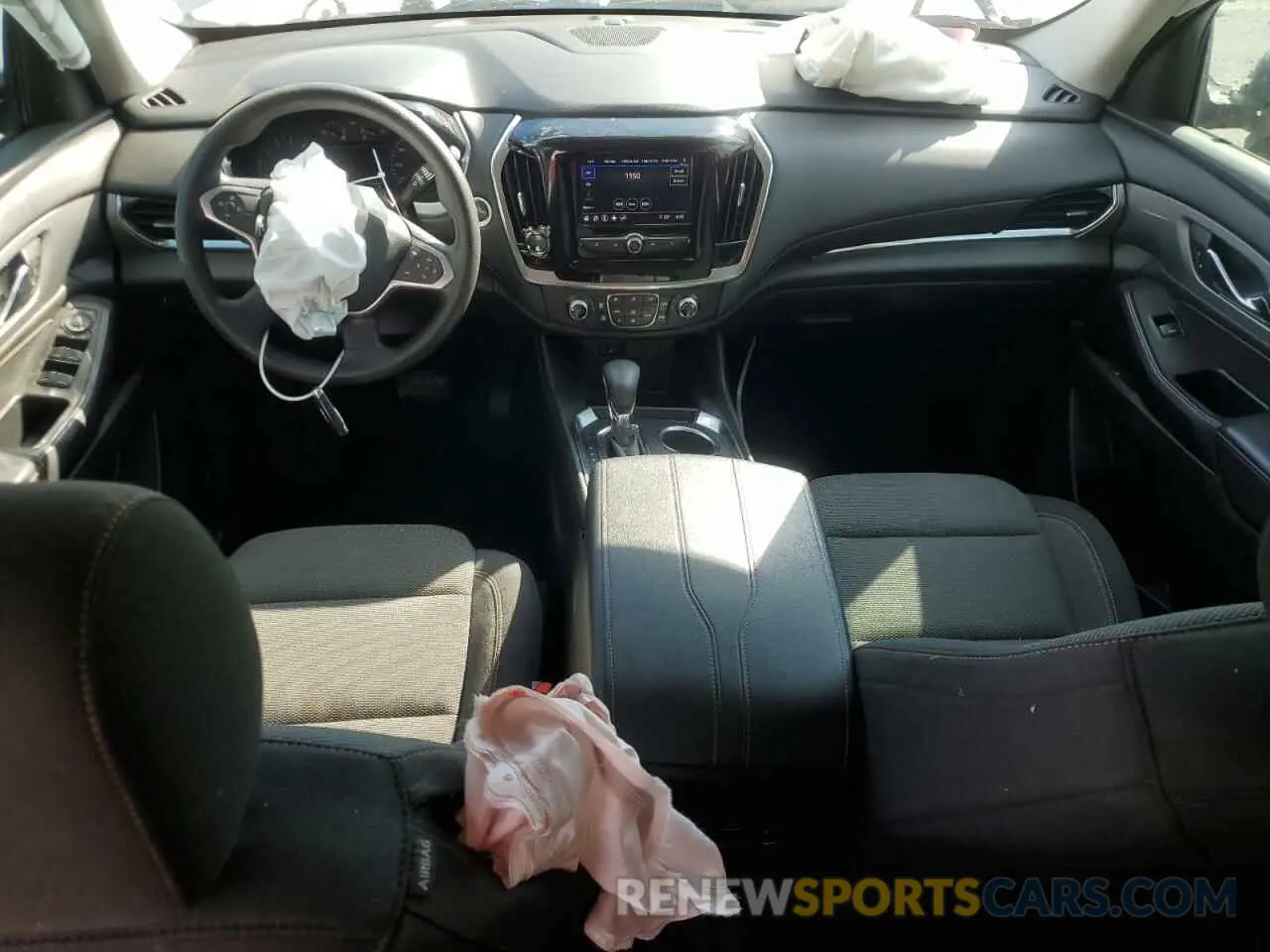 8 Photograph of a damaged car 1GNERFKW4MJ206011 CHEVROLET TRAVERSE 2021