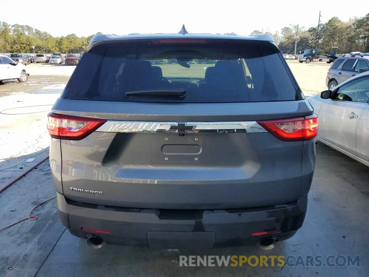 6 Photograph of a damaged car 1GNERFKW4MJ245004 CHEVROLET TRAVERSE 2021