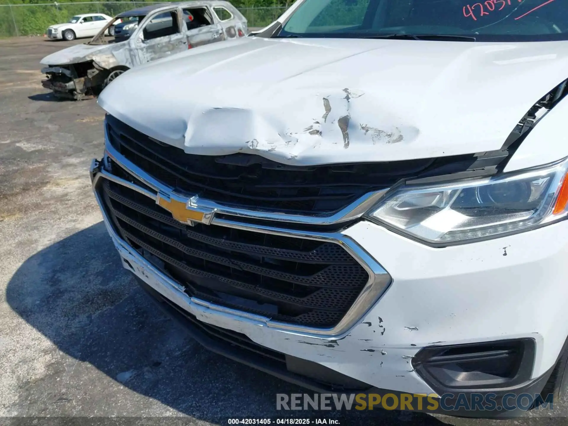 18 Photograph of a damaged car 1GNERFKW5MJ135241 CHEVROLET TRAVERSE 2021