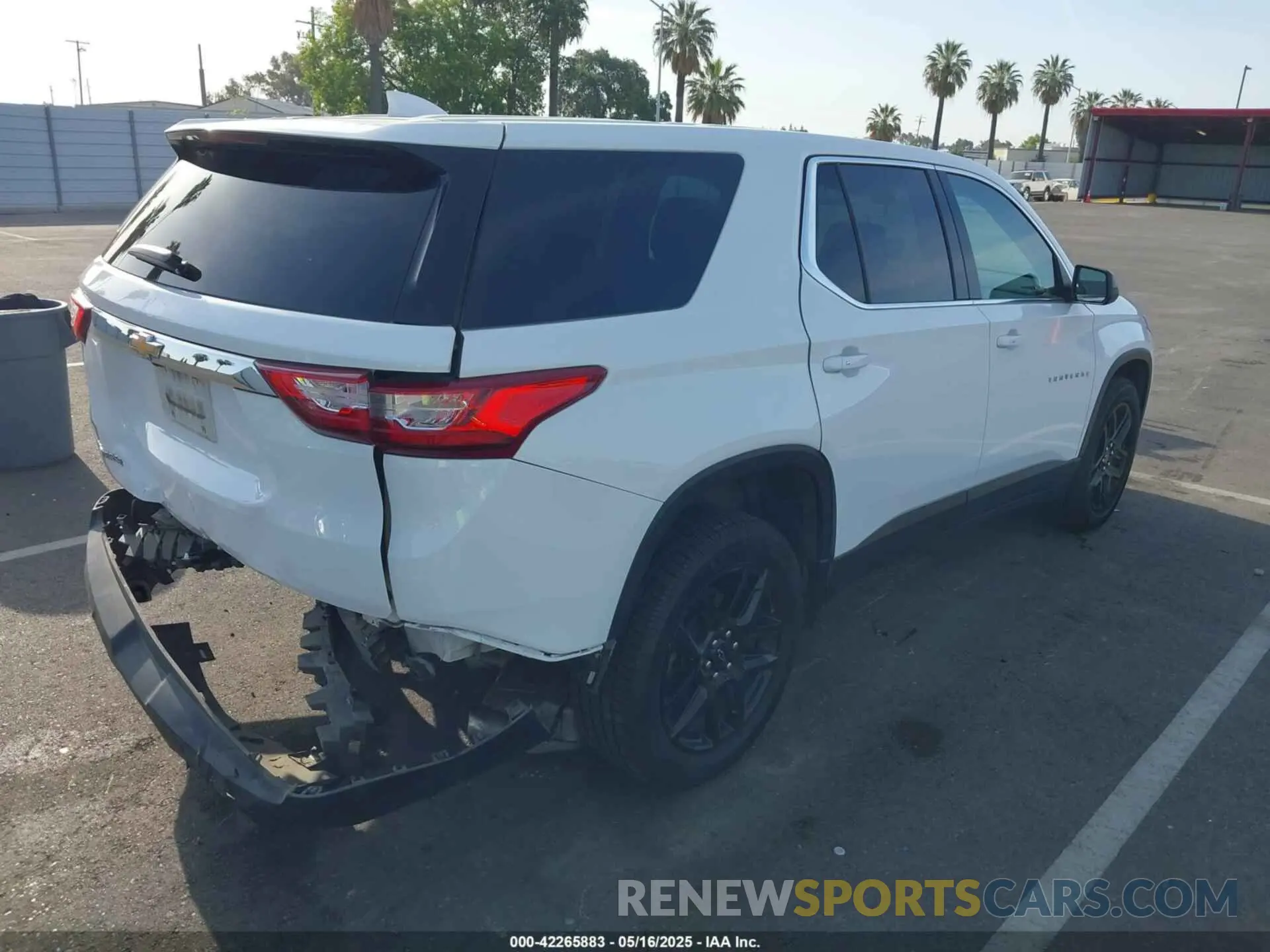 4 Photograph of a damaged car 1GNERFKW5MJ182754 CHEVROLET TRAVERSE 2021