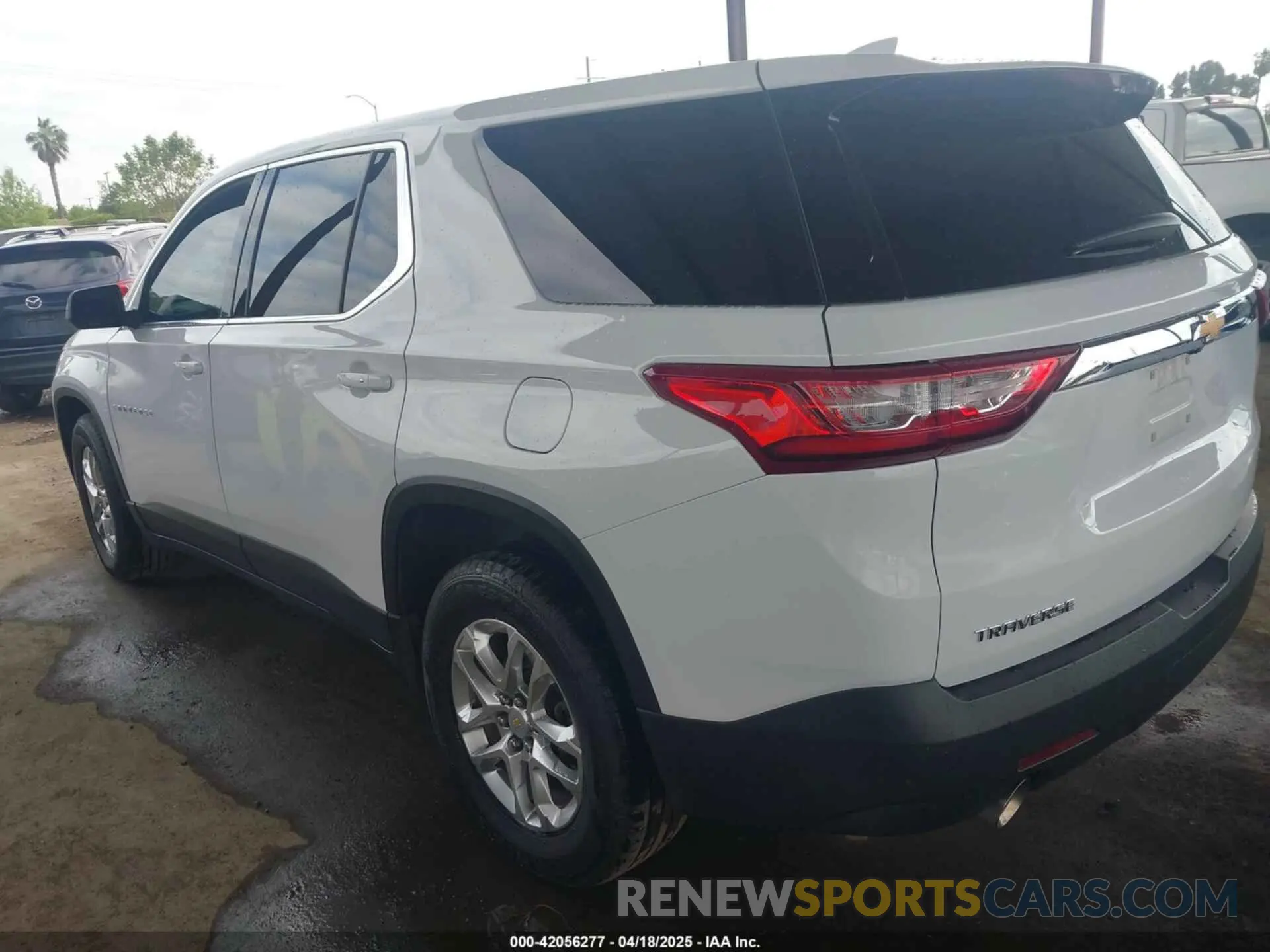 3 Photograph of a damaged car 1GNERFKW5MJ197111 CHEVROLET TRAVERSE 2021