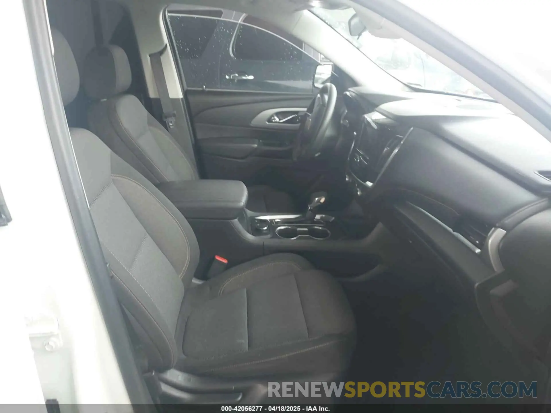 5 Photograph of a damaged car 1GNERFKW5MJ197111 CHEVROLET TRAVERSE 2021