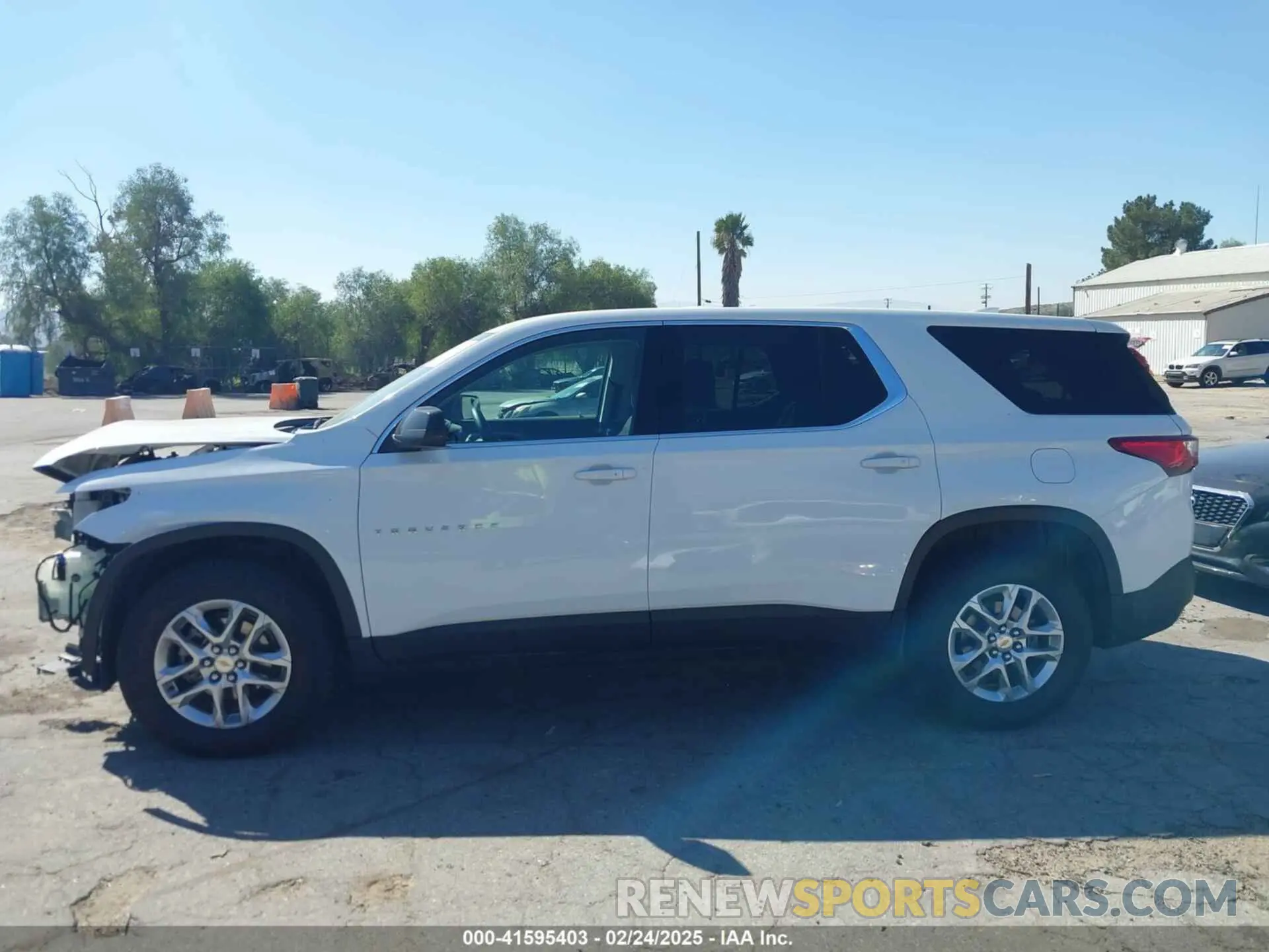 15 Photograph of a damaged car 1GNERFKW5MJ261535 CHEVROLET TRAVERSE 2021