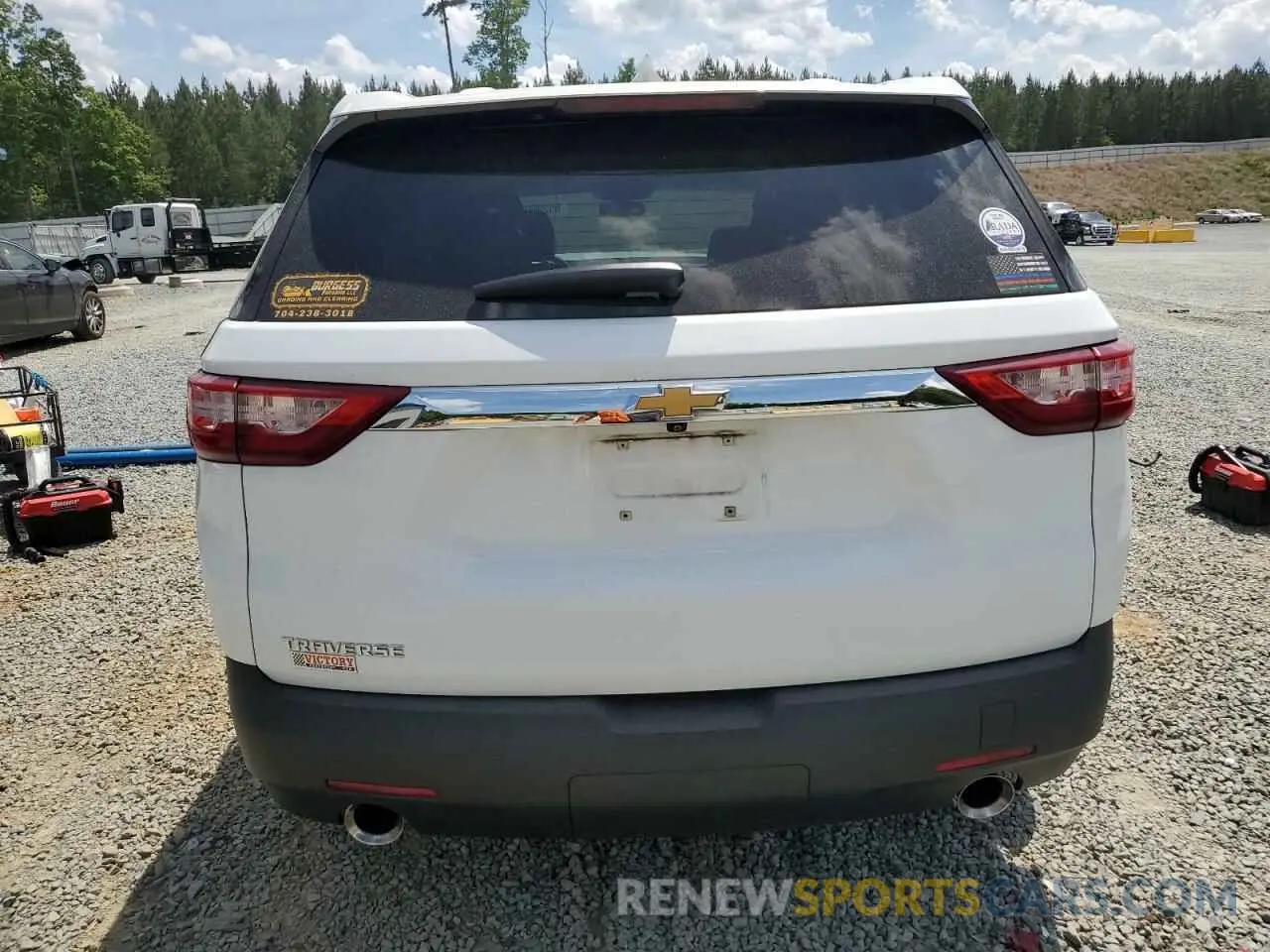6 Photograph of a damaged car 1GNERFKW6MJ135040 CHEVROLET TRAVERSE 2021