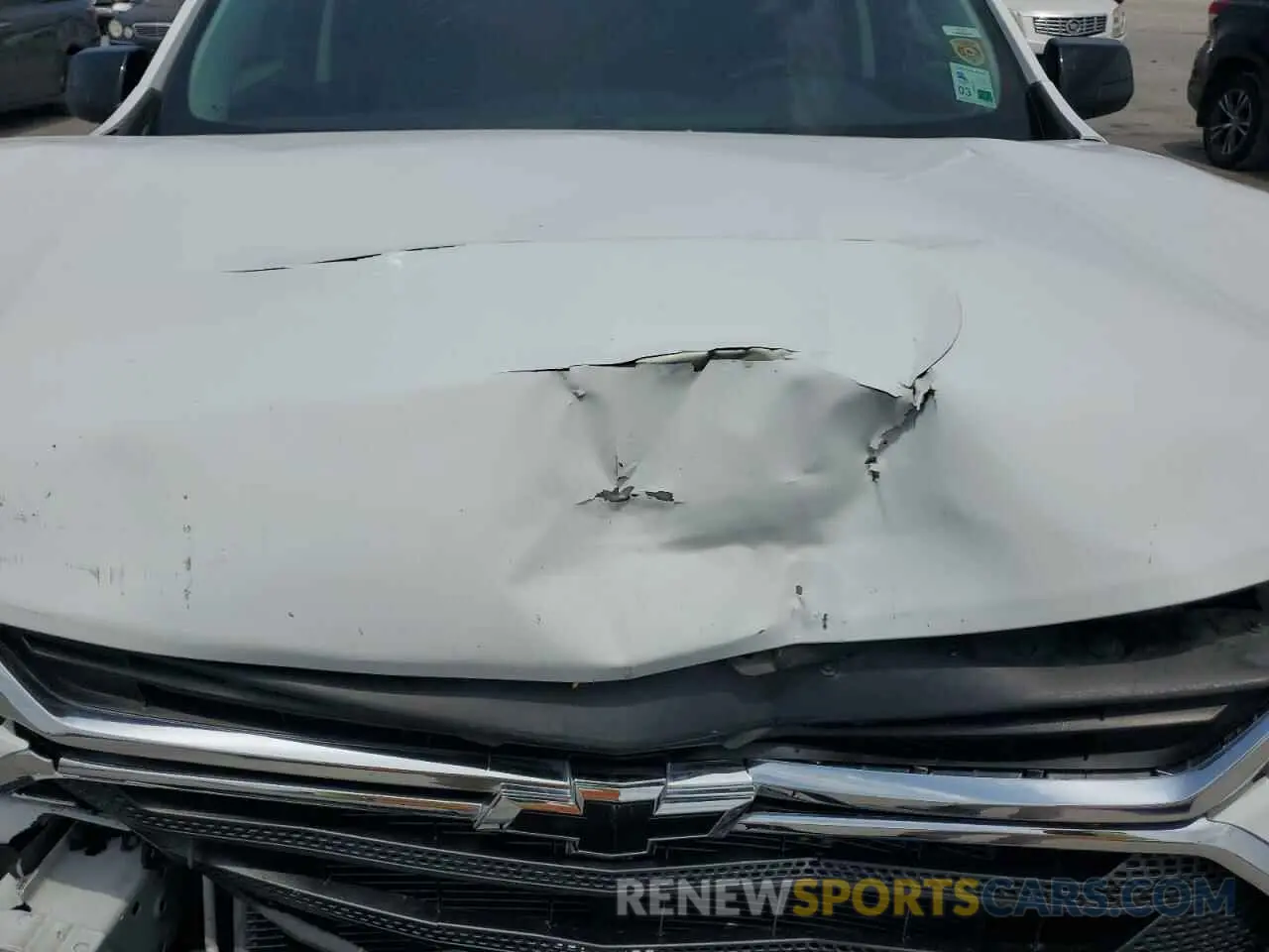 12 Photograph of a damaged car 1GNERFKW6MJ164585 CHEVROLET TRAVERSE 2021