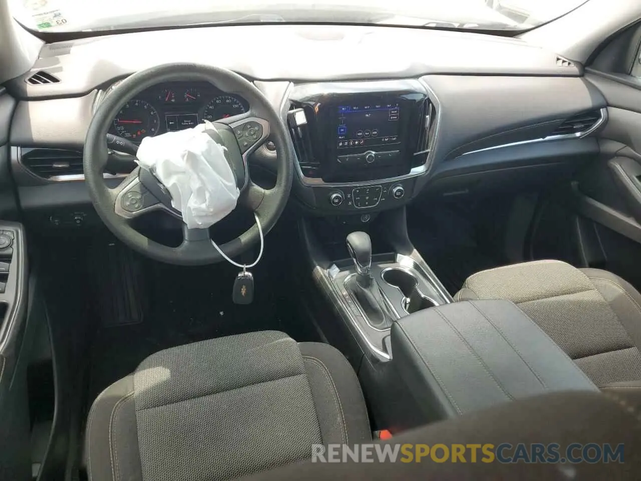 8 Photograph of a damaged car 1GNERFKW6MJ164585 CHEVROLET TRAVERSE 2021