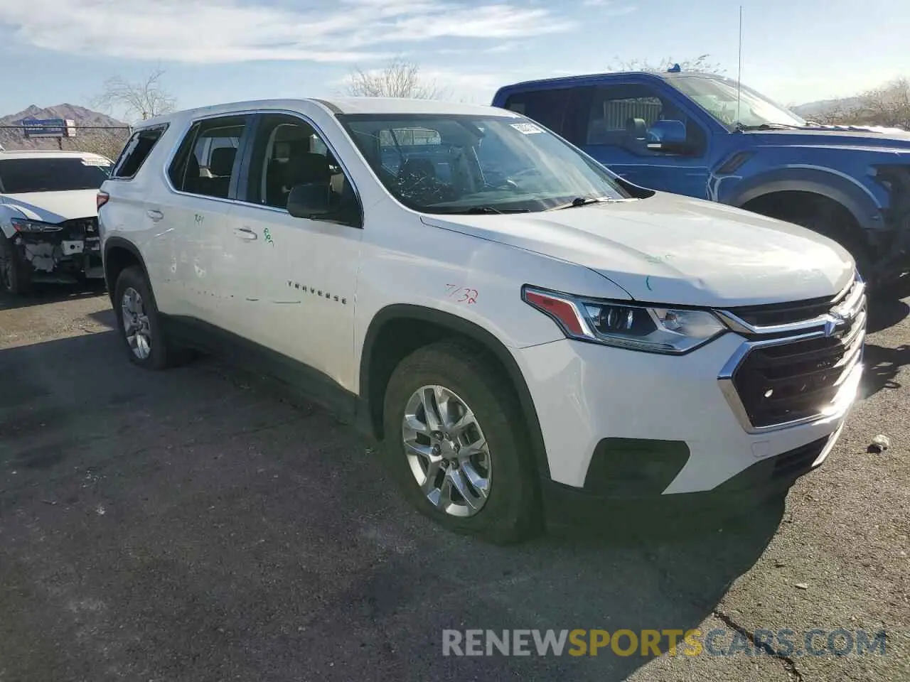 4 Photograph of a damaged car 1GNERFKW6MJ197277 CHEVROLET TRAVERSE 2021