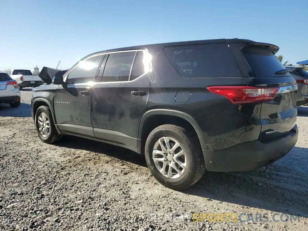 2 Photograph of a damaged car 1GNERFKW6MJ267537 CHEVROLET TRAVERSE 2021