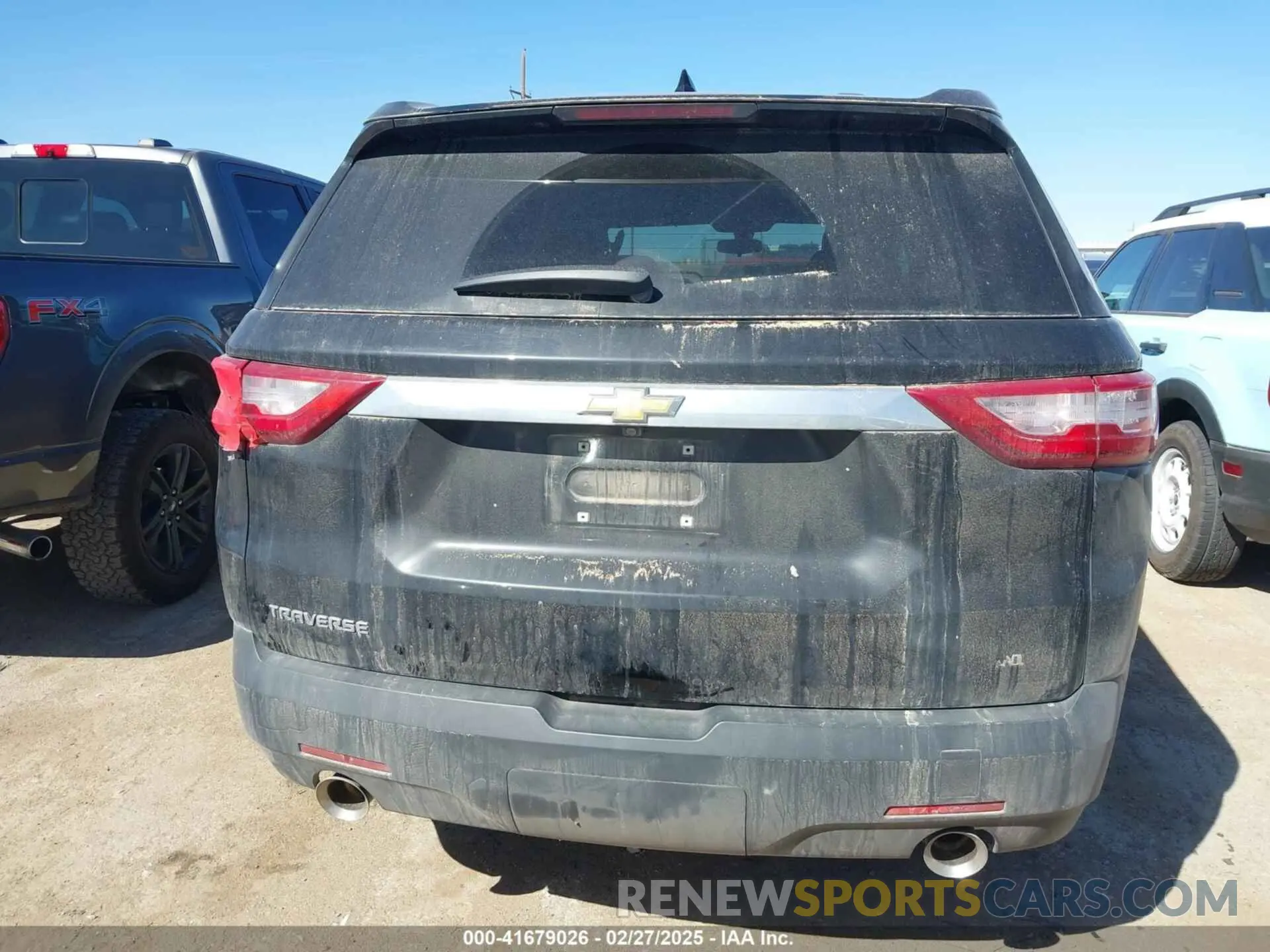 16 Photograph of a damaged car 1GNERFKW8MJ101892 CHEVROLET TRAVERSE 2021