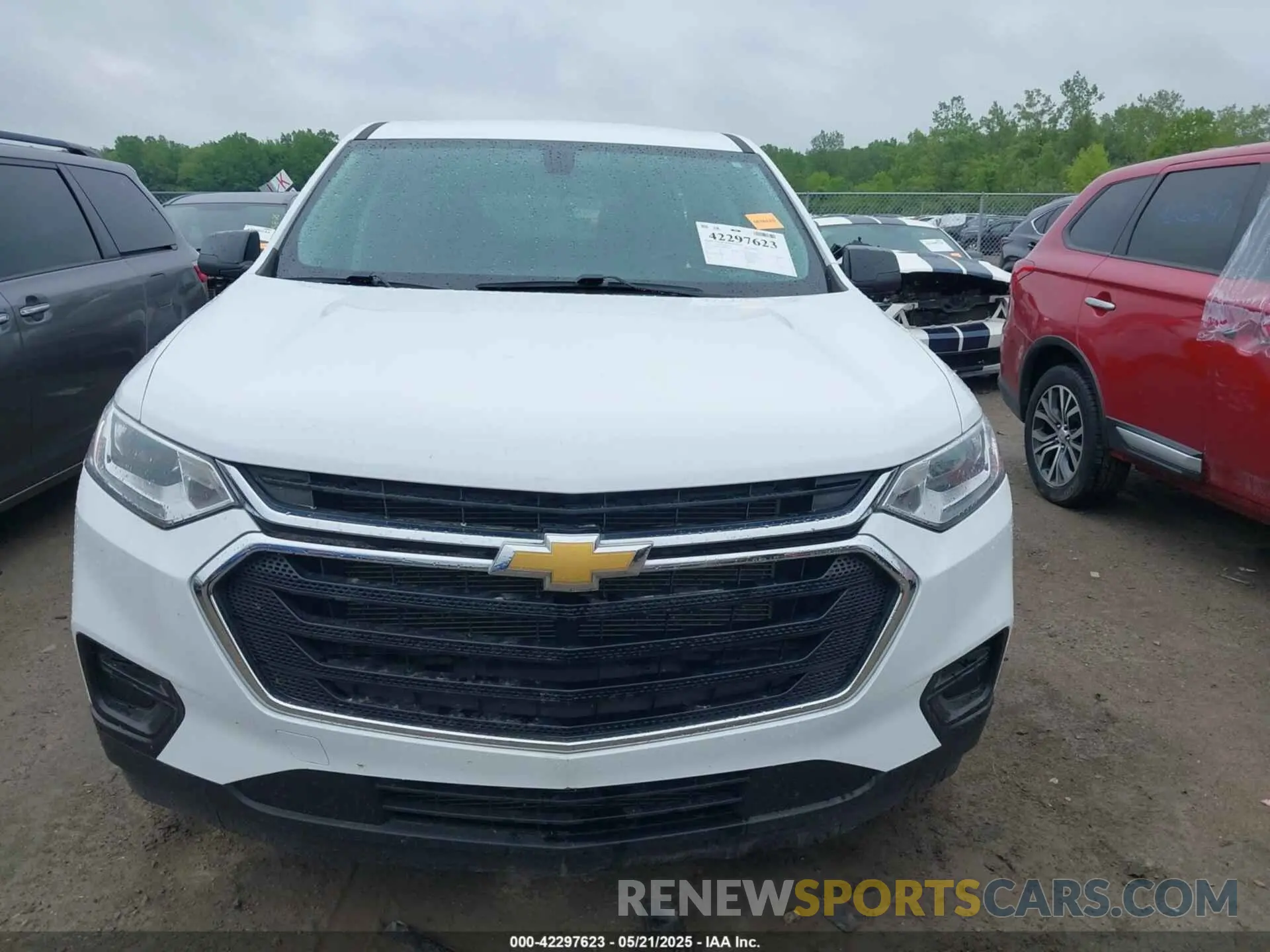 12 Photograph of a damaged car 1GNERFKW8MJ139381 CHEVROLET TRAVERSE 2021