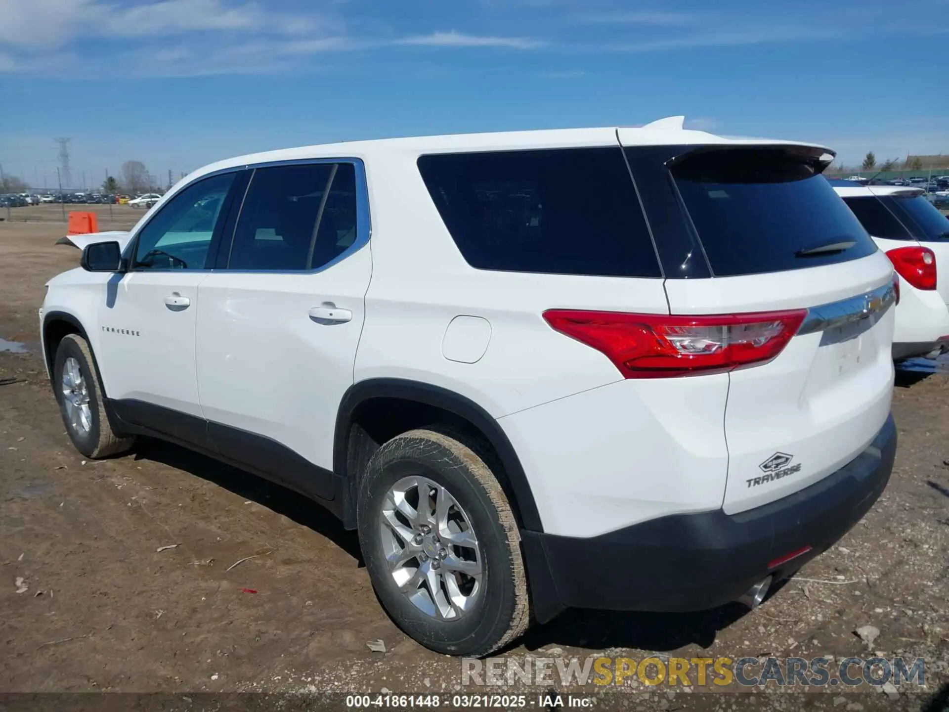 3 Photograph of a damaged car 1GNERFKW8MJ219960 CHEVROLET TRAVERSE 2021