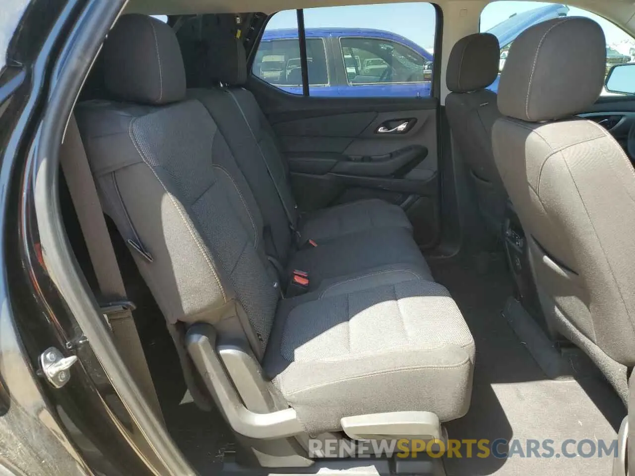 11 Photograph of a damaged car 1GNERFKWXMJ108908 CHEVROLET TRAVERSE 2021