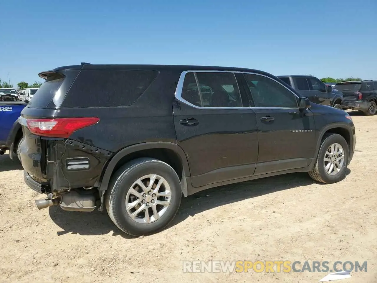 3 Photograph of a damaged car 1GNERFKWXMJ108908 CHEVROLET TRAVERSE 2021