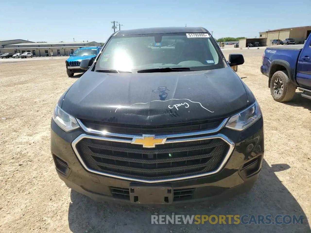 5 Photograph of a damaged car 1GNERFKWXMJ108908 CHEVROLET TRAVERSE 2021