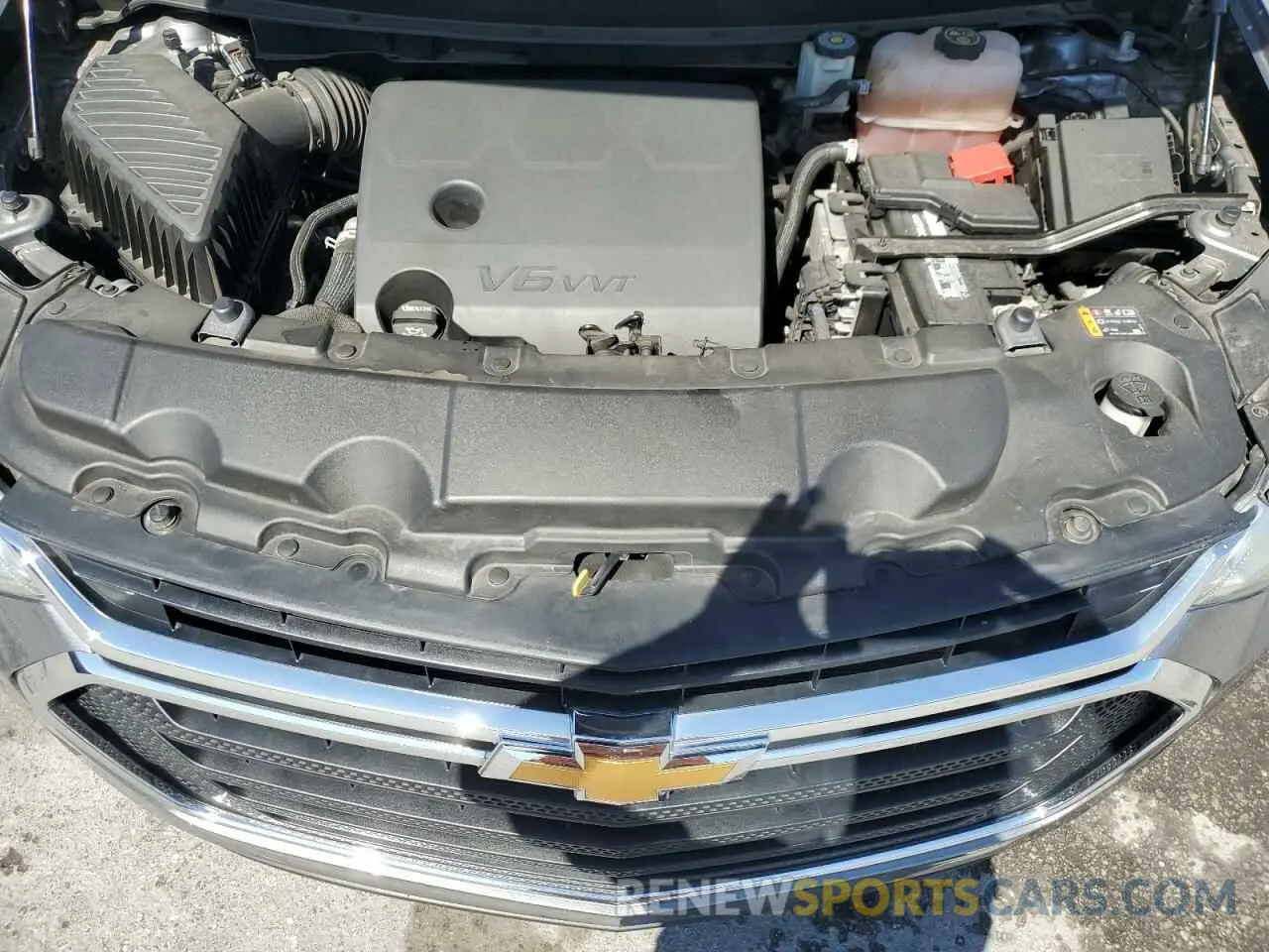 12 Photograph of a damaged car 1GNERFKWXMJ111923 CHEVROLET TRAVERSE 2021