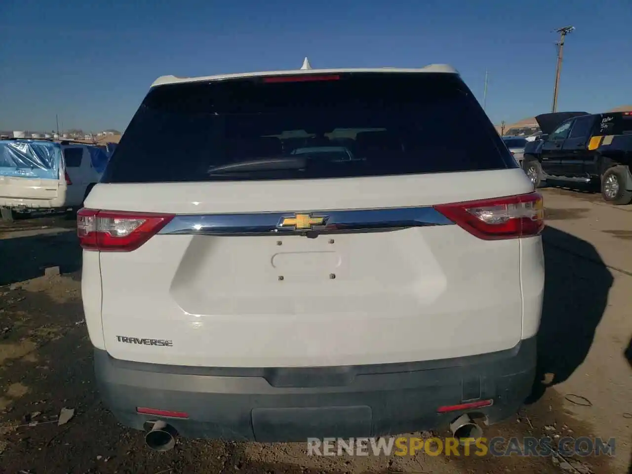 6 Photograph of a damaged car 1GNERFKWXMJ148566 CHEVROLET TRAVERSE 2021