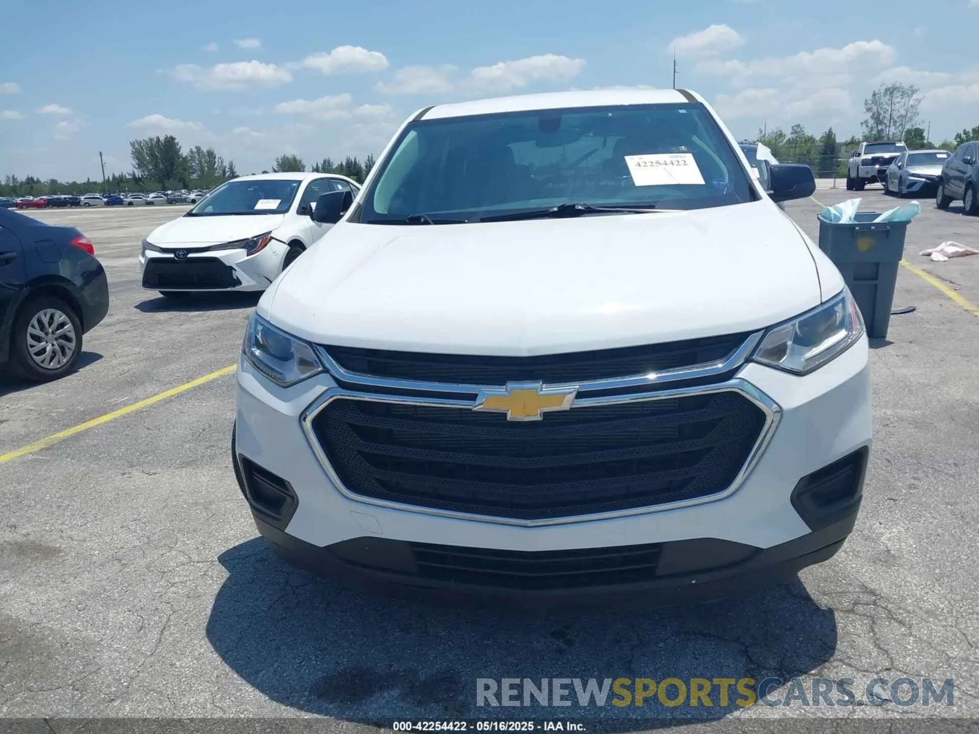 13 Photograph of a damaged car 1GNERFKWXMJ201136 CHEVROLET TRAVERSE 2021