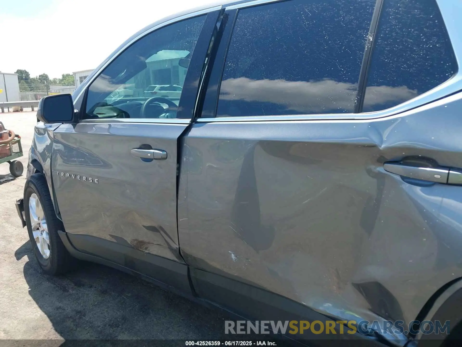 13 Photograph of a damaged car 1GNERFKWXMJ213433 CHEVROLET TRAVERSE 2021