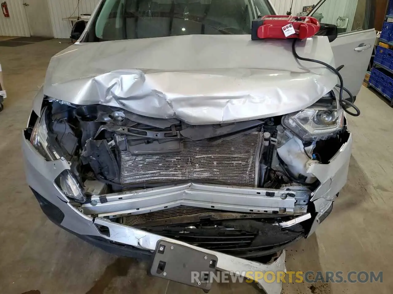 12 Photograph of a damaged car 1GNERFKWXMJ263118 CHEVROLET TRAVERSE 2021